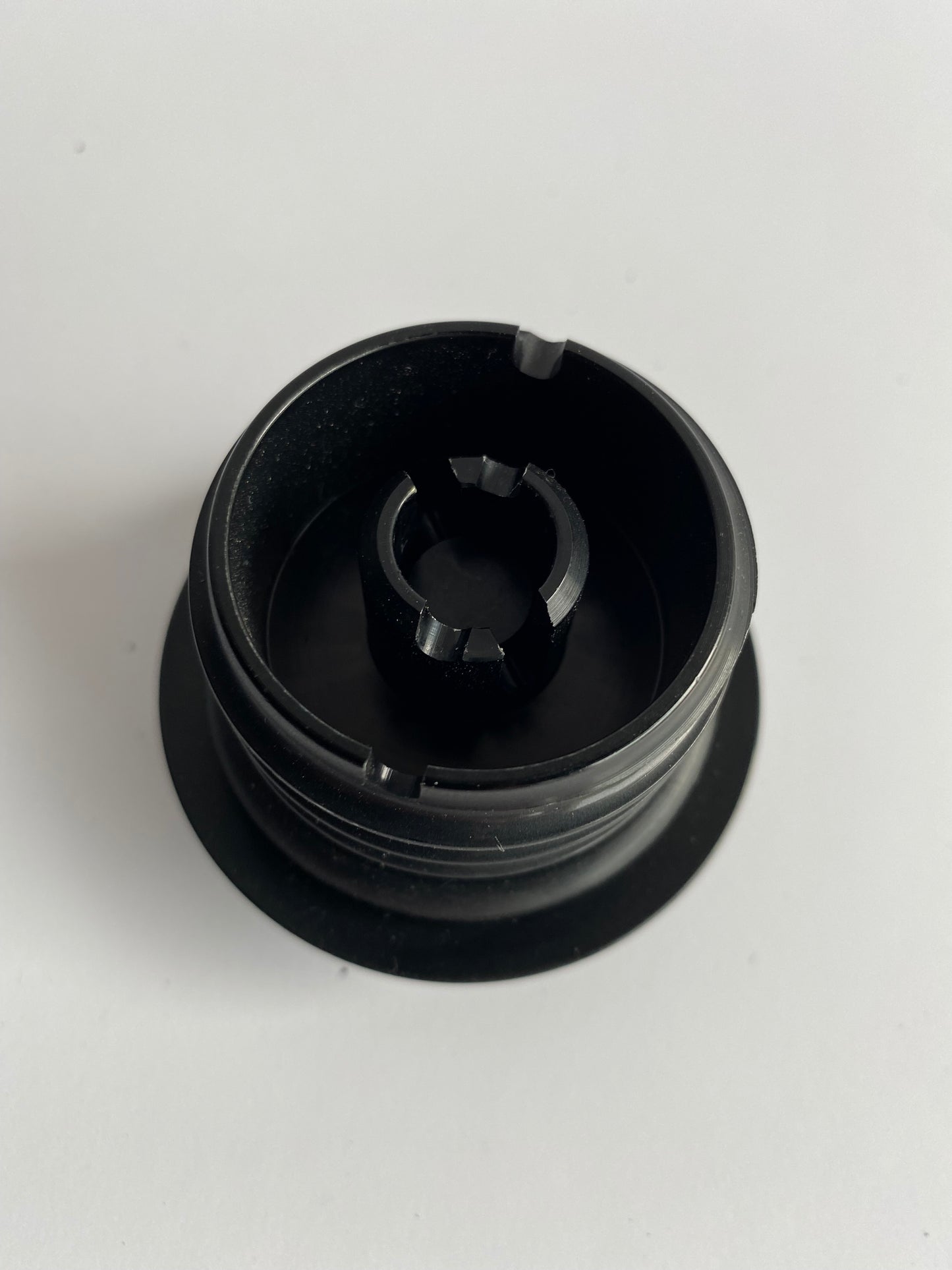 Left Pop-Up Fuel Cap, Left Hand Thread Black Wrinkle Harley Davidson 96-99