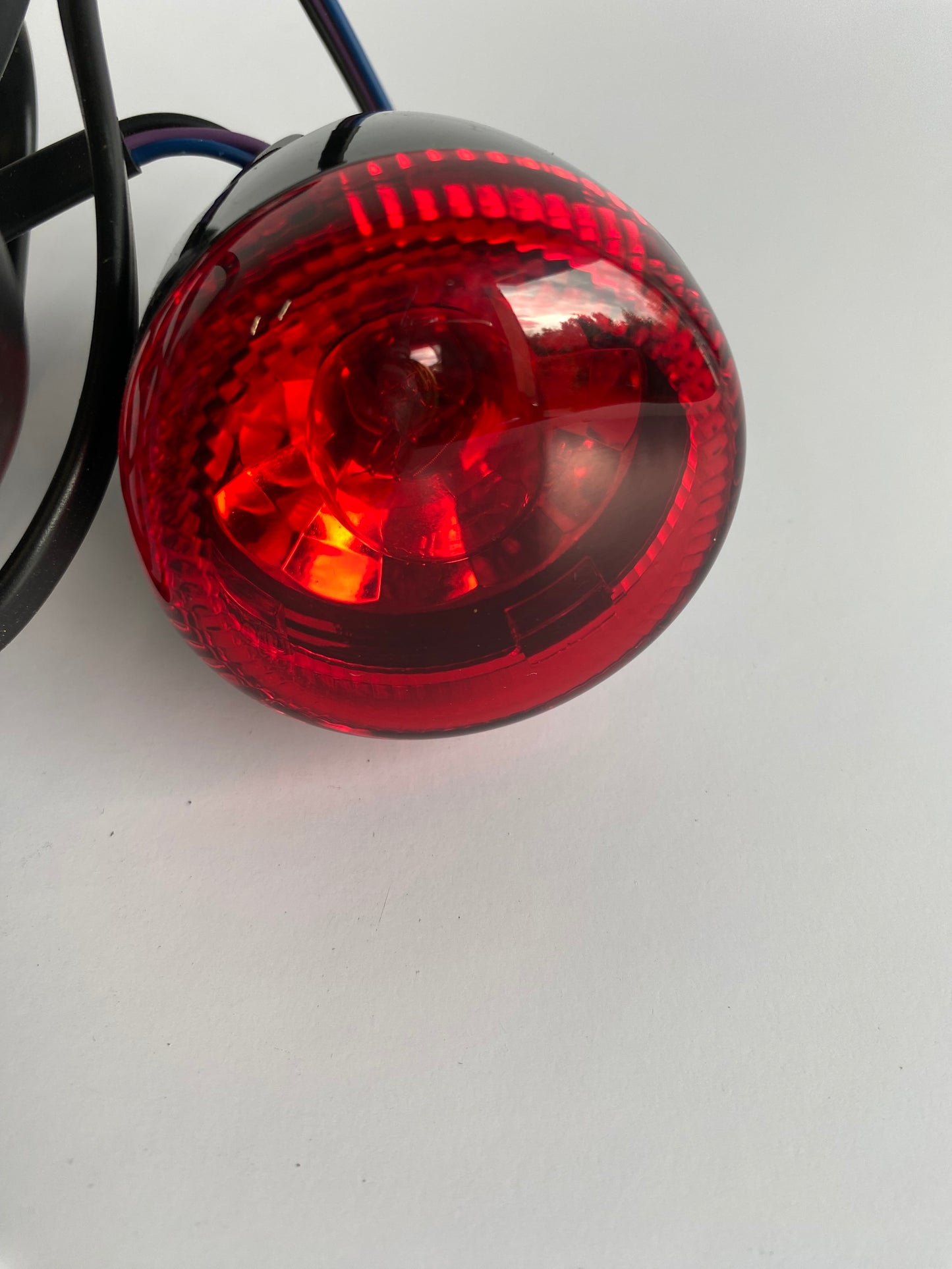 Black dual-function rear indicator, USA model, OEM REF: 68449-07