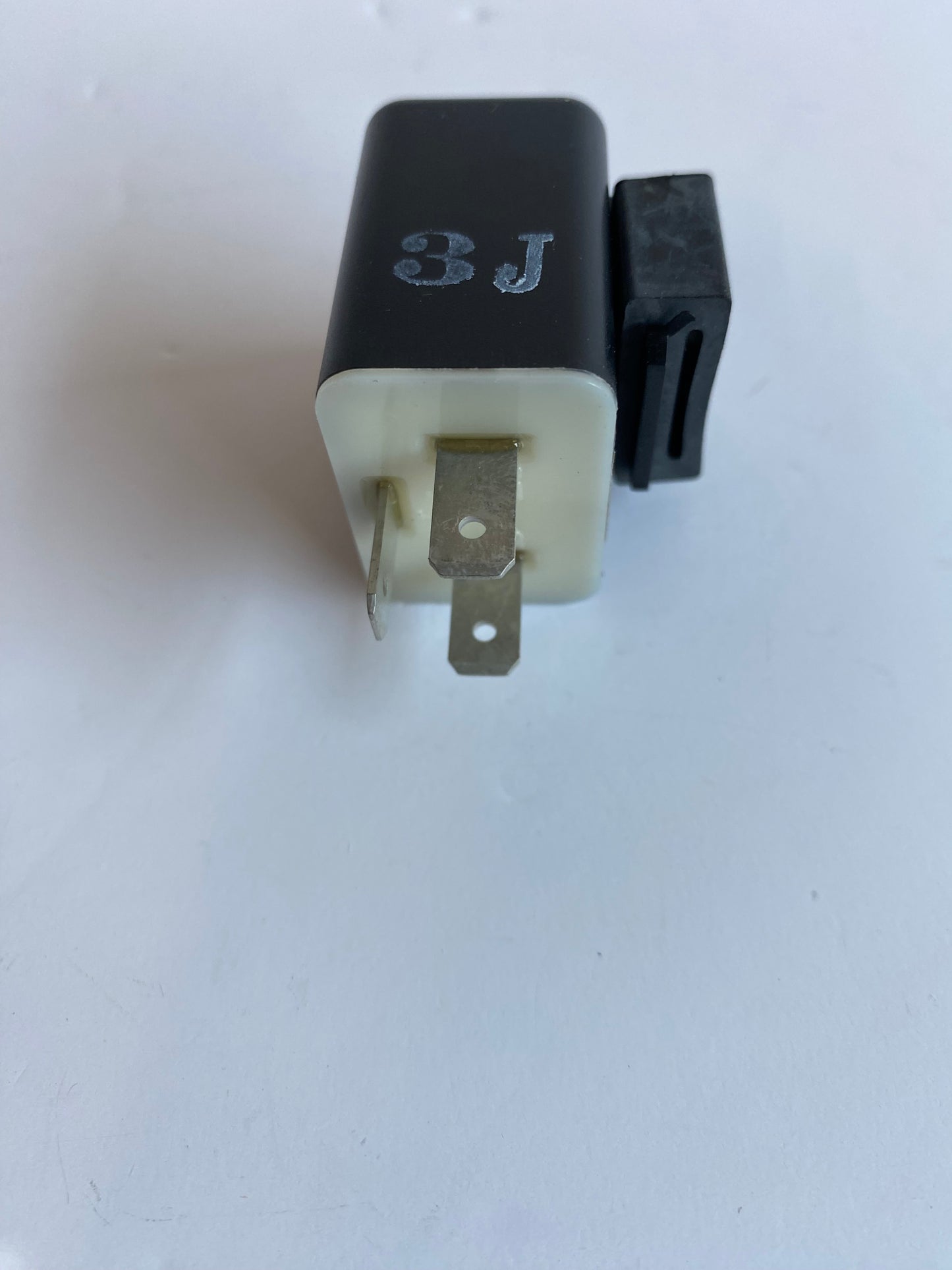 Relay for passing lamp Police Harley Davidson REF OEM: 68563-04