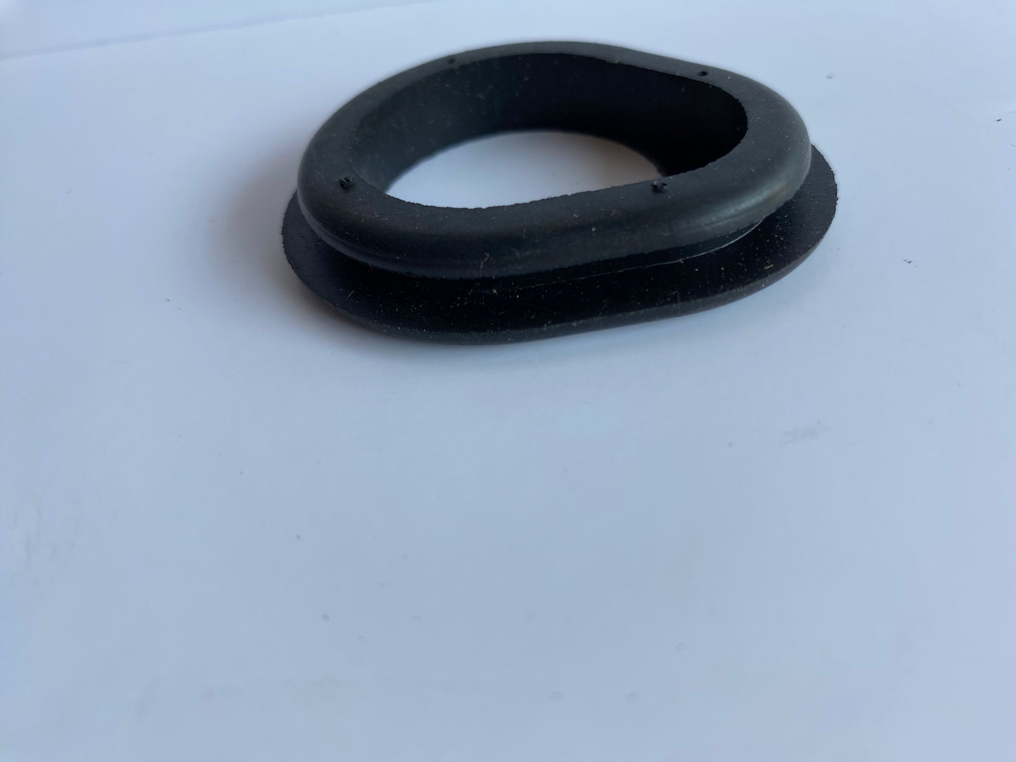 Rubber grommet for Harley Davidson handlebars REF OEM: 11453