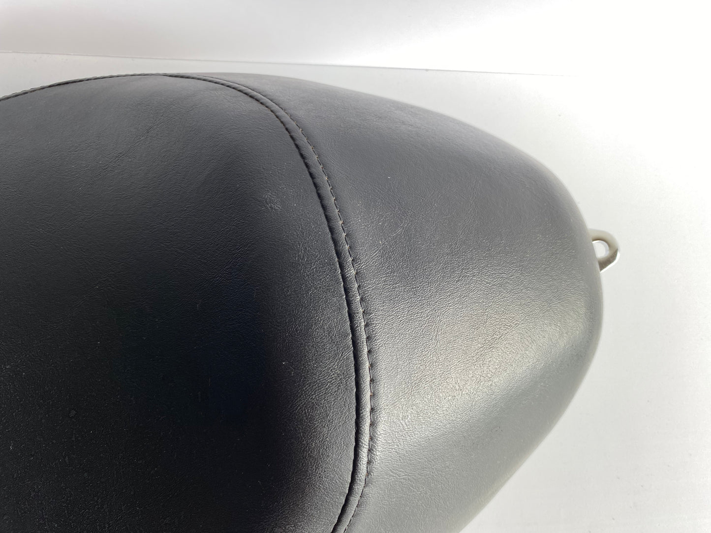 Harley Davidson Sportster solo seat OEM REF: 51532-07