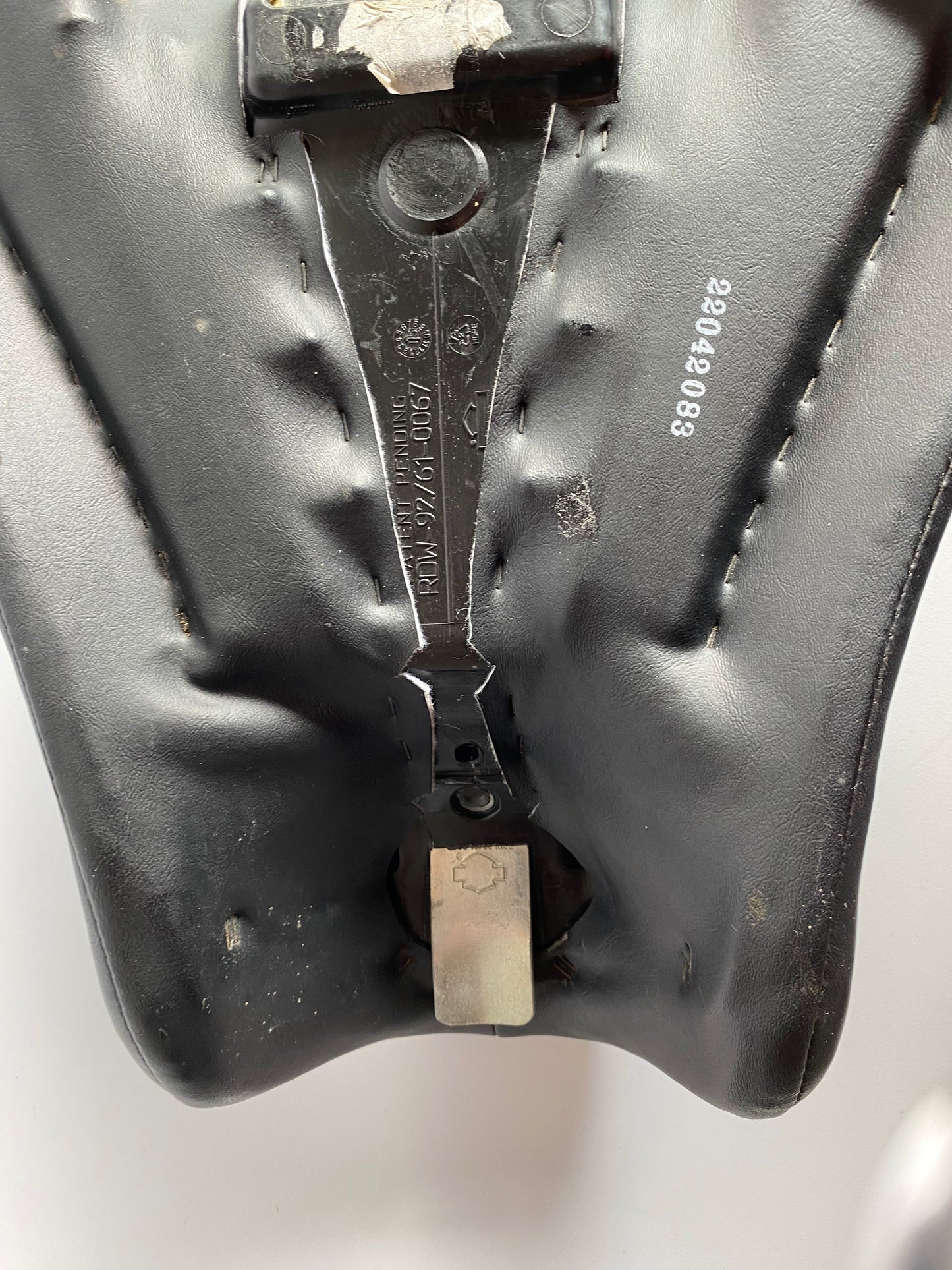 Harley Davidson Sportster solo seat OEM REF: 51532-07