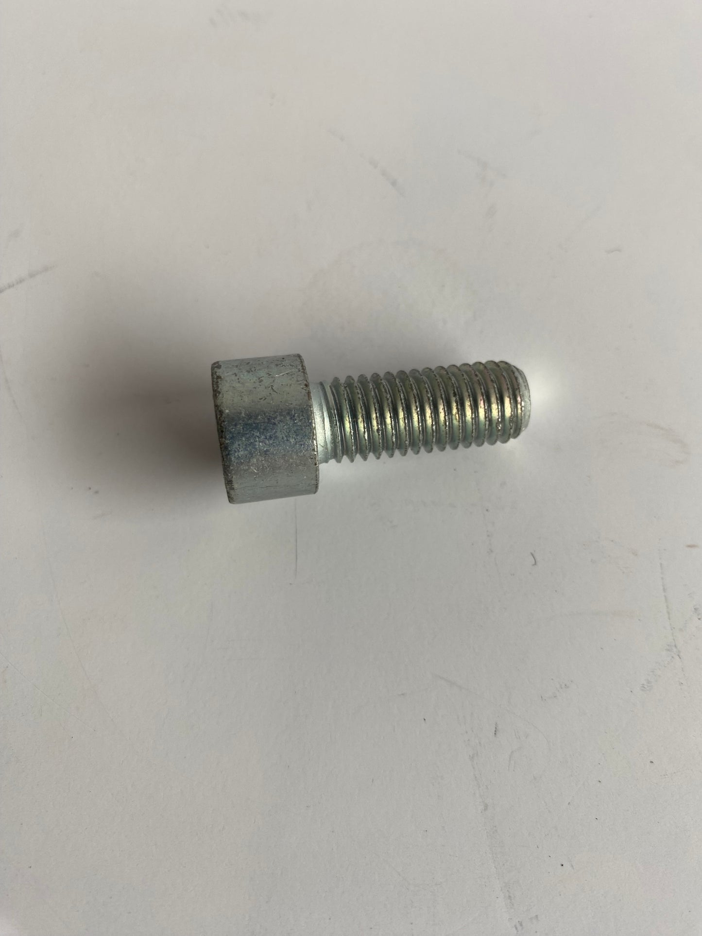BTR screw engine support Vrod Harley Davidson REF OEM 3701M