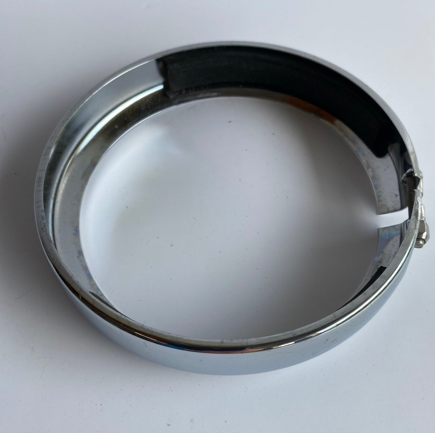 Harley Davidson passing lamp rim REF OEM 68725-62A