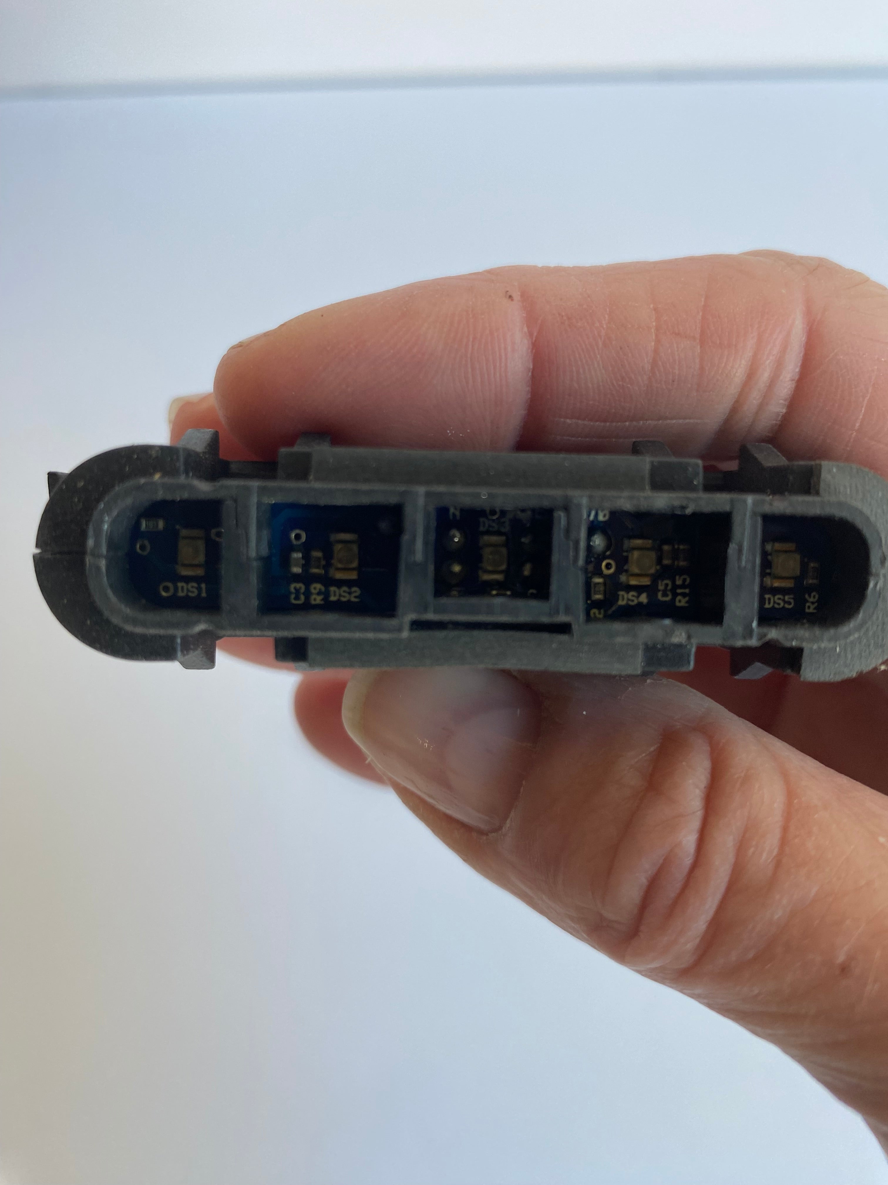 Harley Davidson Indicator Light Bar REF OEM 68789-96A