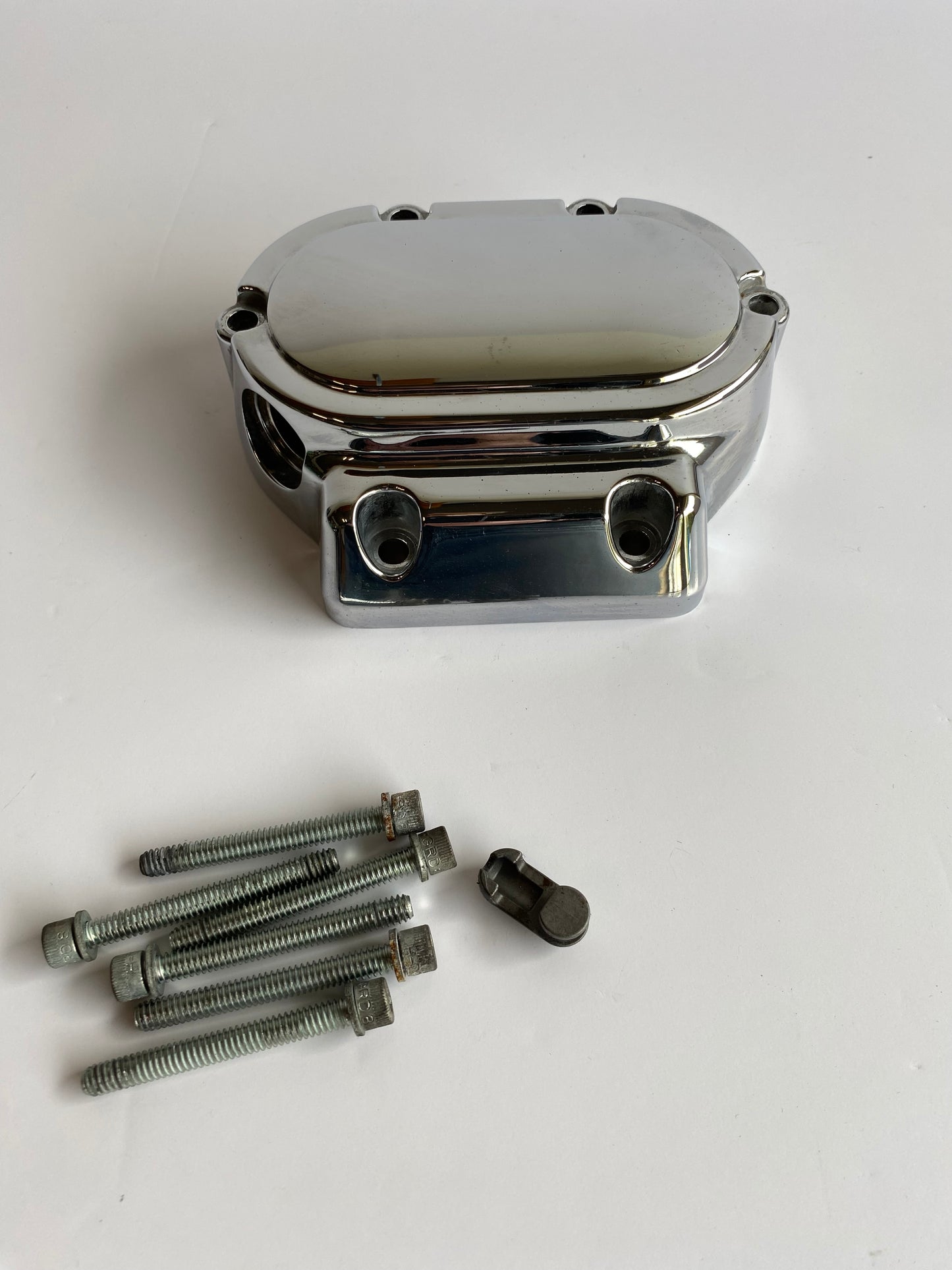 Couvercle latéral boite à 5 vitesses chrome Harley Davidson REF OEM 37105-99