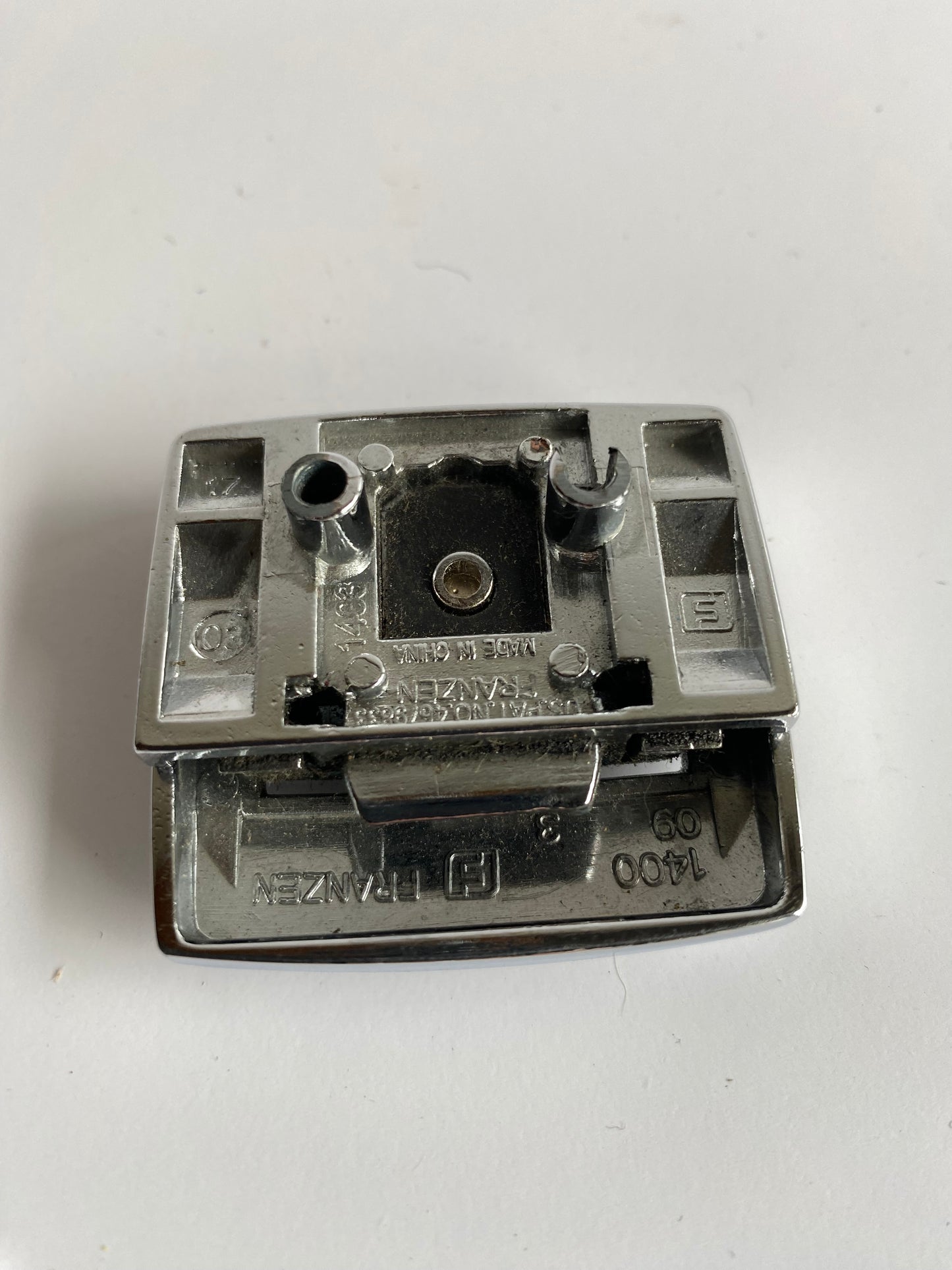 Verrou Tour Pak Touring Harley Davidson REF OEM 90649-07