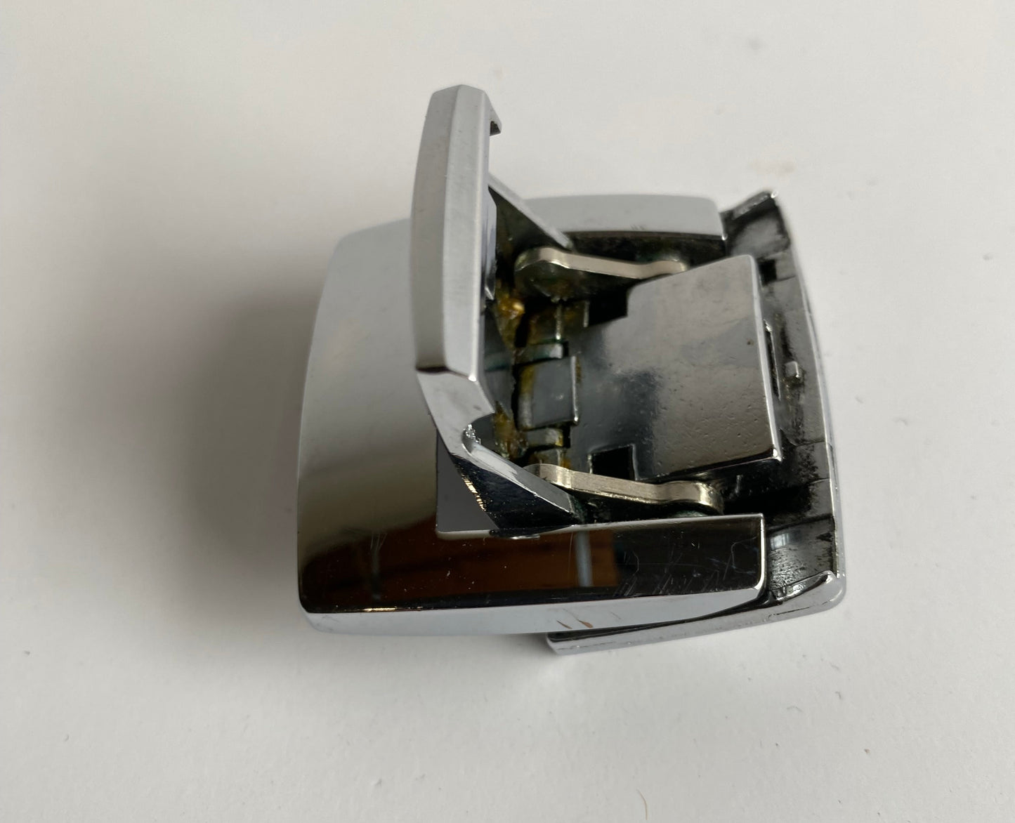 Verrou Tour Pak Touring Harley Davidson REF OEM 90649-07