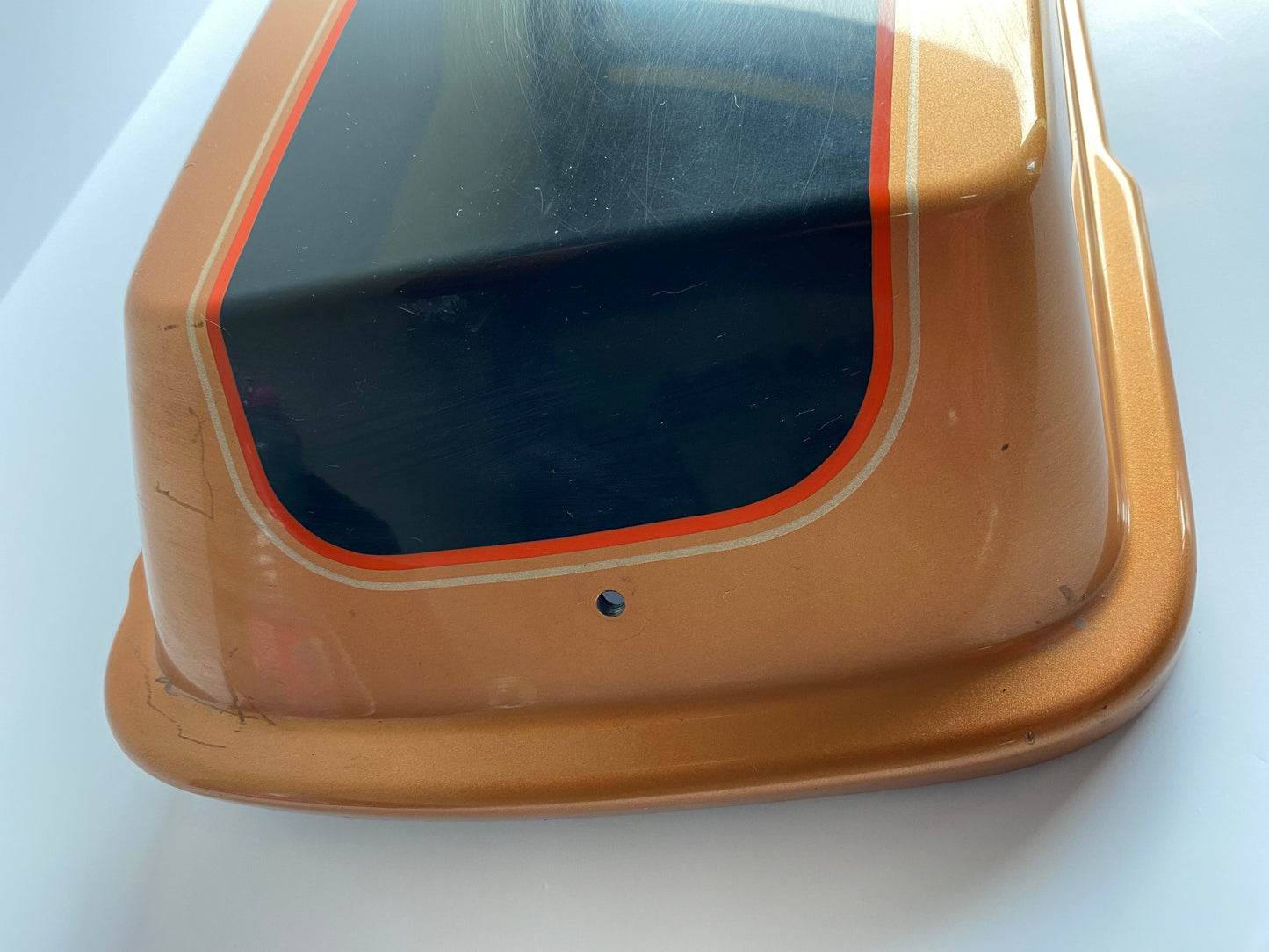 Couvercle de sacoche gauche Harley Davidson REF OEM 90626-08COR