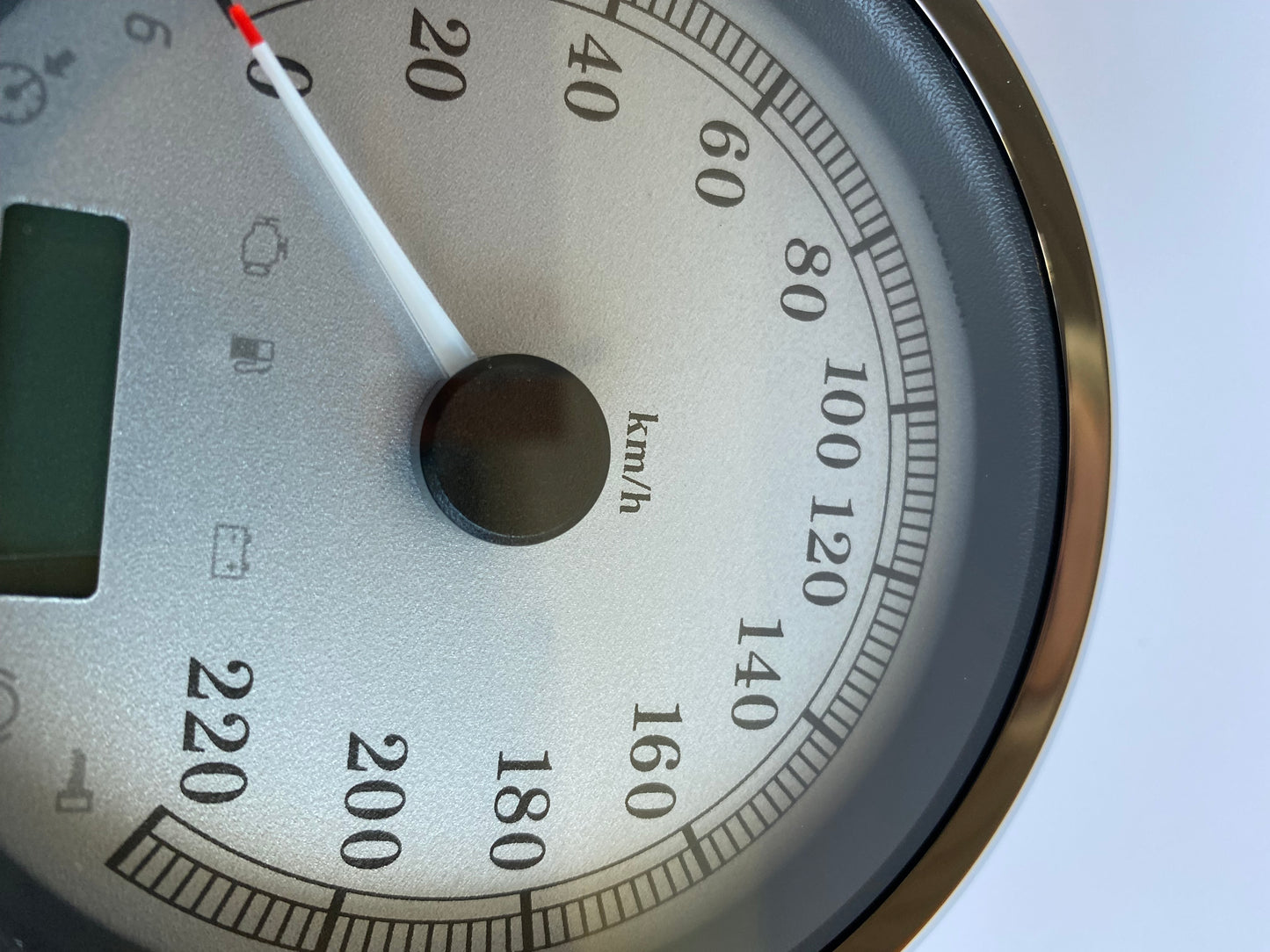 Compteur de vitesse Harley Davidson Dyna REF OEM 67204-09