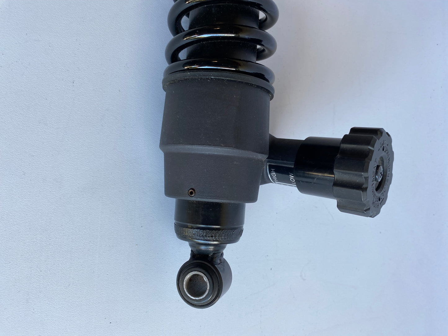 Amortisseur arrière gauche Touring Harley Davidson REF OEM 54000081