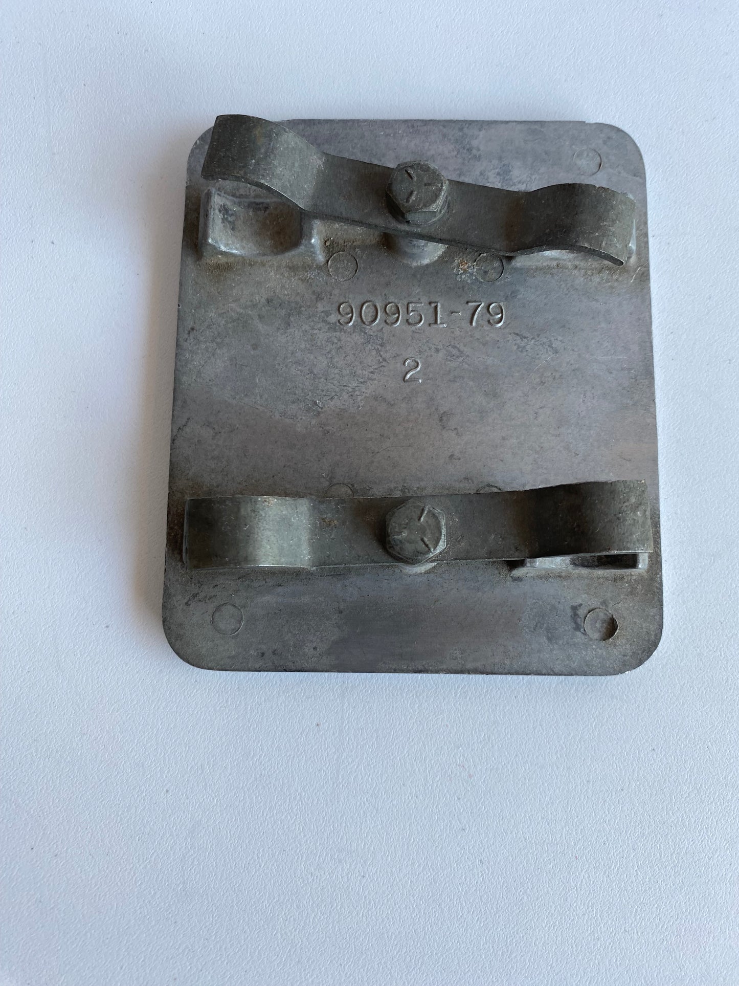 Logo Bar & Shield barre protection sacoche Harley Davidson REF OEM 90951-79 & 90971-79