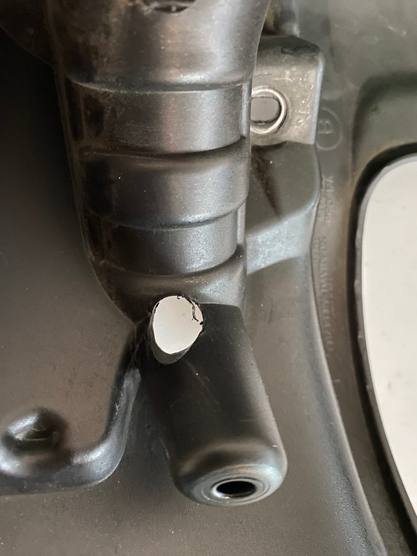 Fairing crash bar Harley Davidson OEM REF: 58837-10DCE
