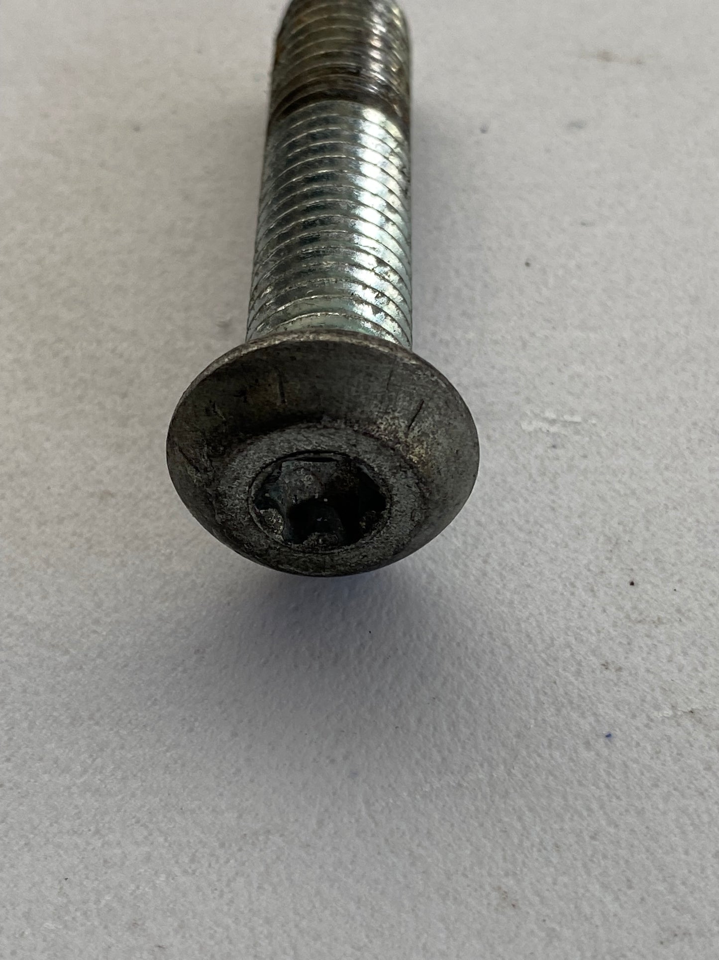 Harley Davidson upper shock absorber screw REF OEM: 10200392