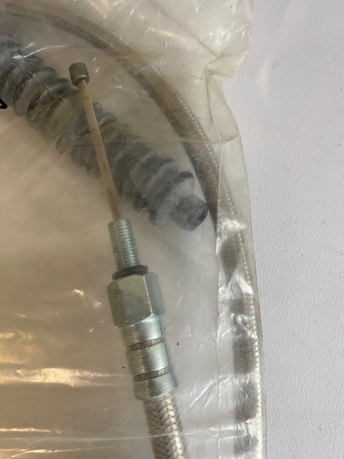 Barnett stainless steel clutch cable 62 inches Harley Davidson REF MCS: 570163