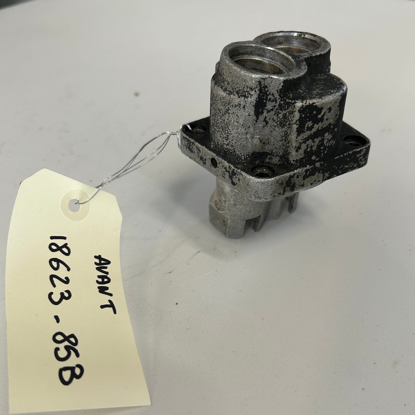 Harley Davidson Front Hydraulic Tappet Block OEM REF: 18623-83B