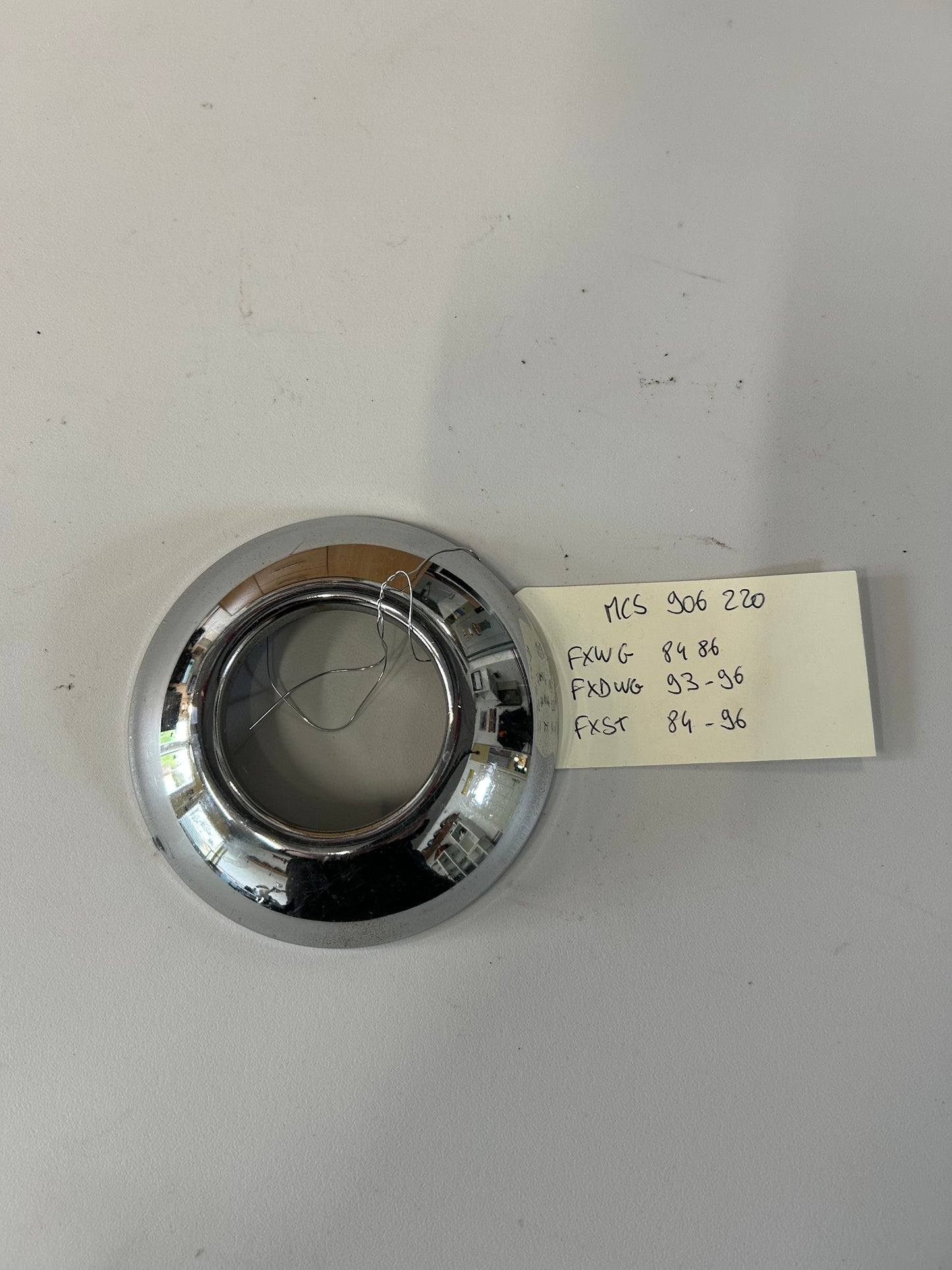 Harley Davidson chrome hub cap REF MCS: 906220