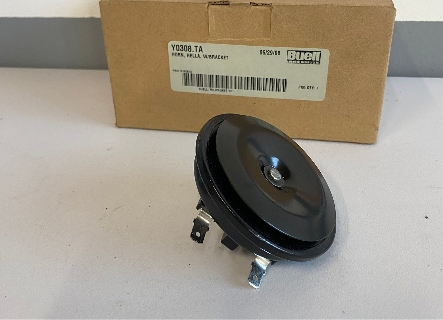 Buell horn OEM REF: Y0308.TA