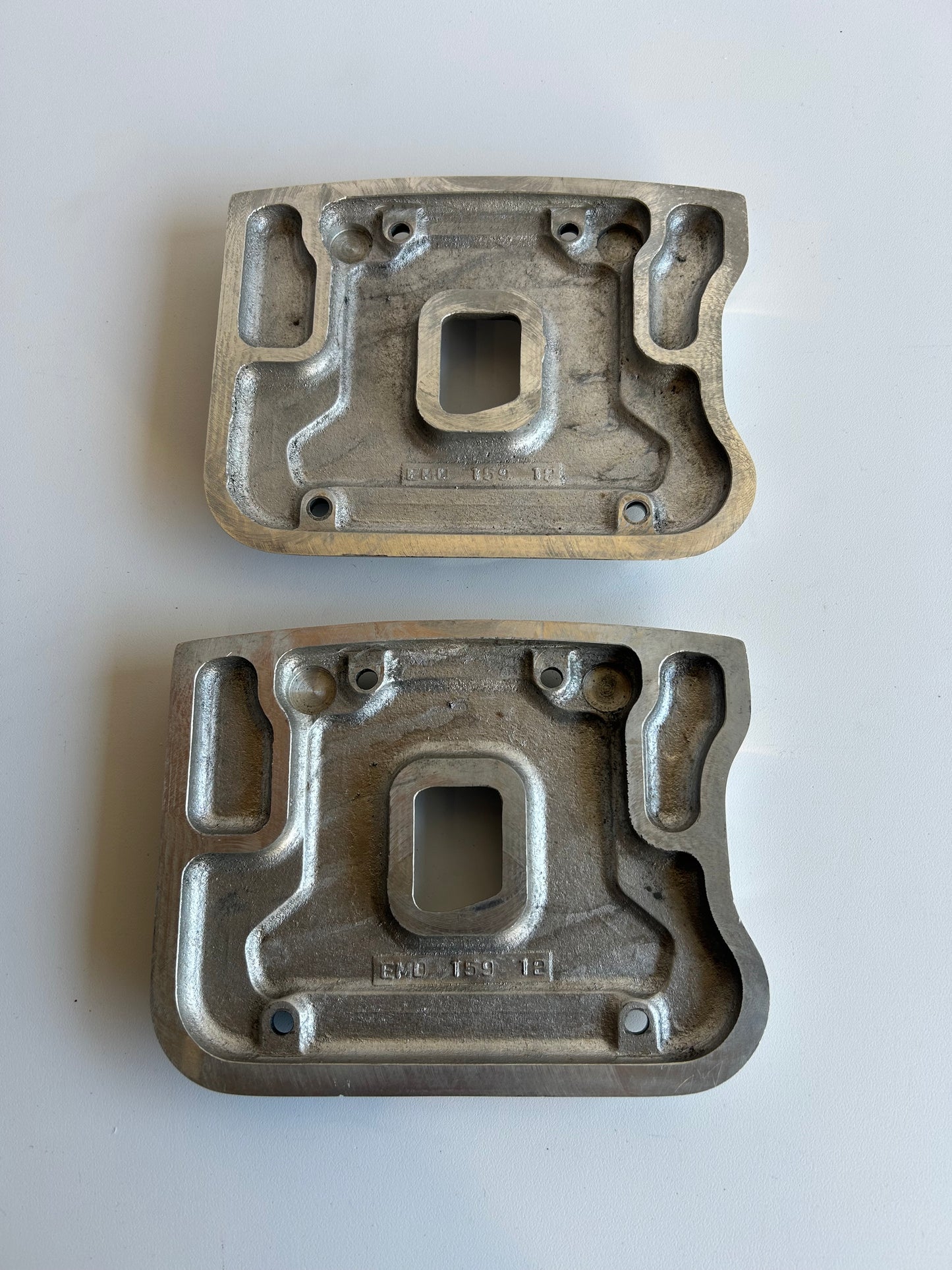EMD Grooved Rocker Covers Harley Davidson REF MCS: 964820