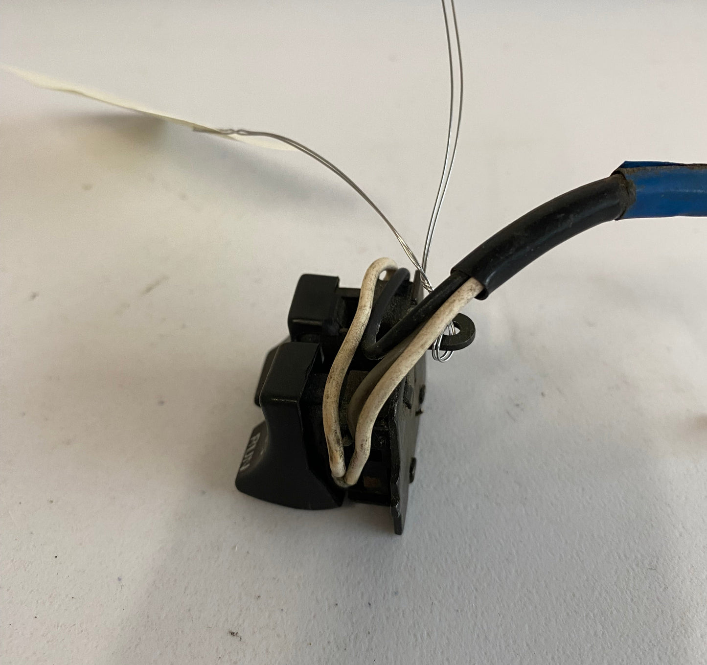 Harley Davidson Right Buttons OEM REF: 71571-82
