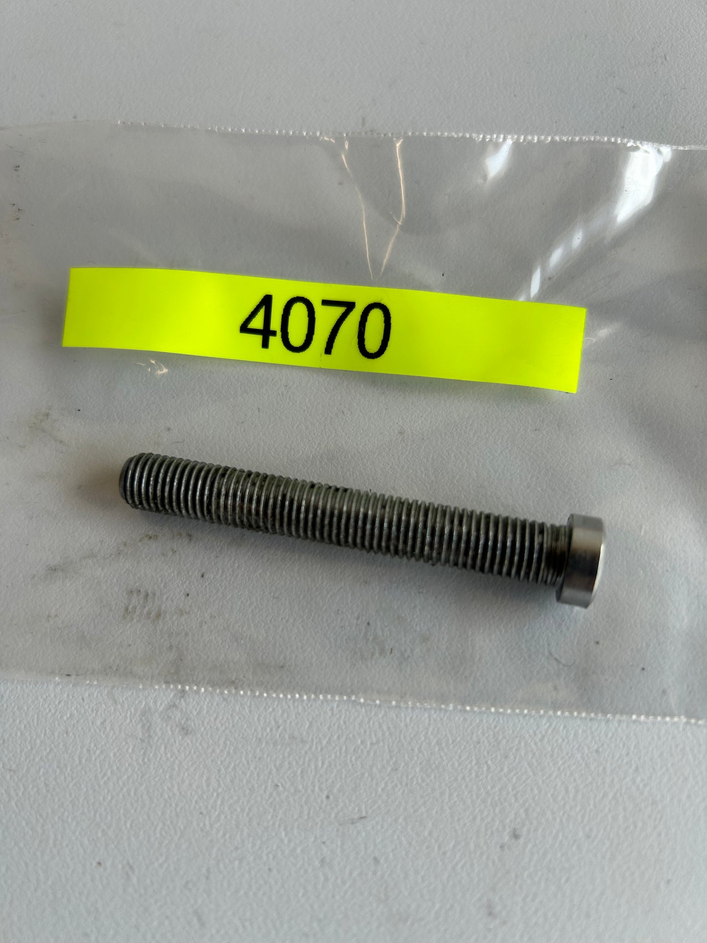 Harley Davidson turn signal screws REF OEM 4070