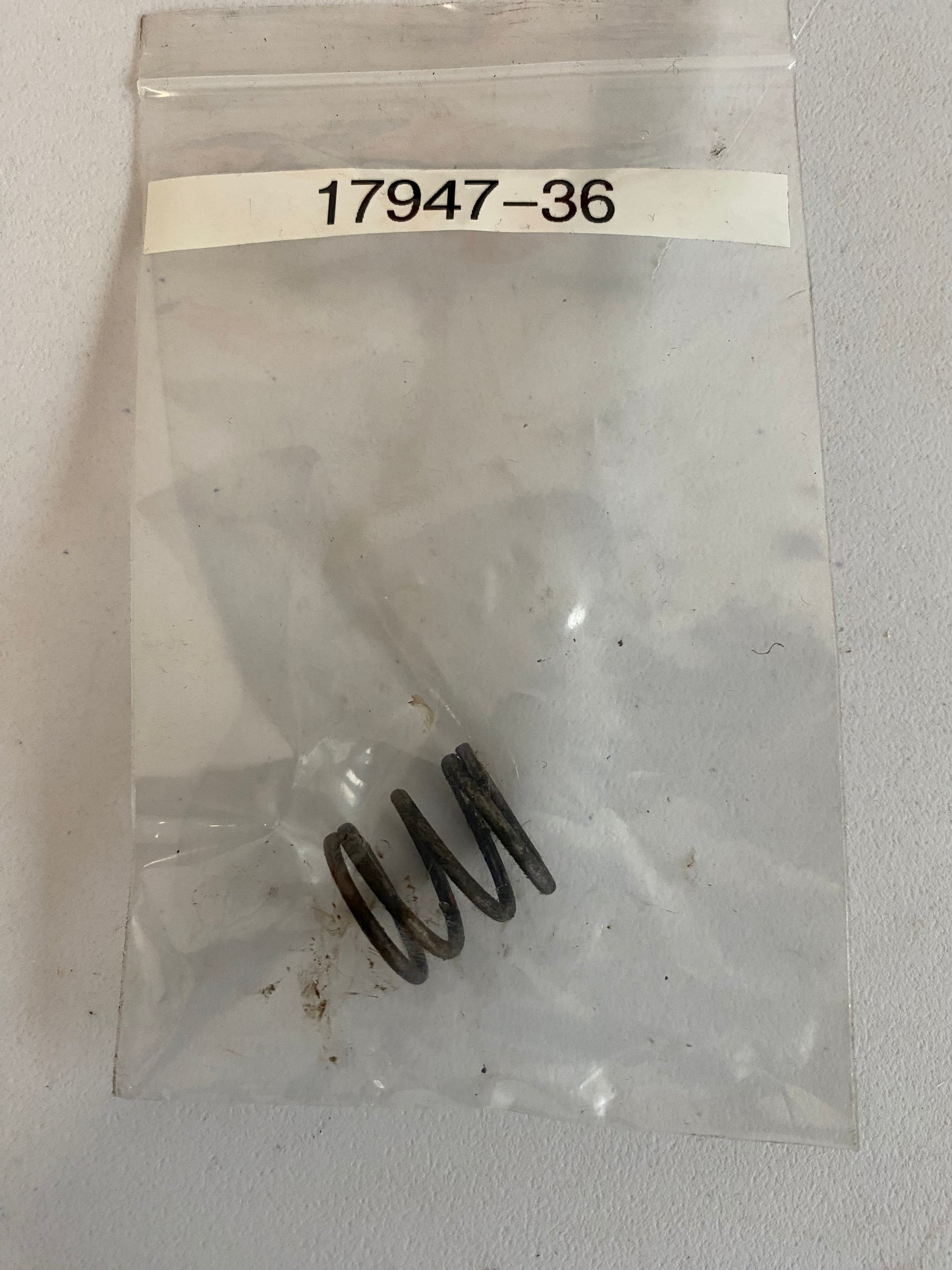 Harley Davidson pillar spring OEM REF: 17947-36
