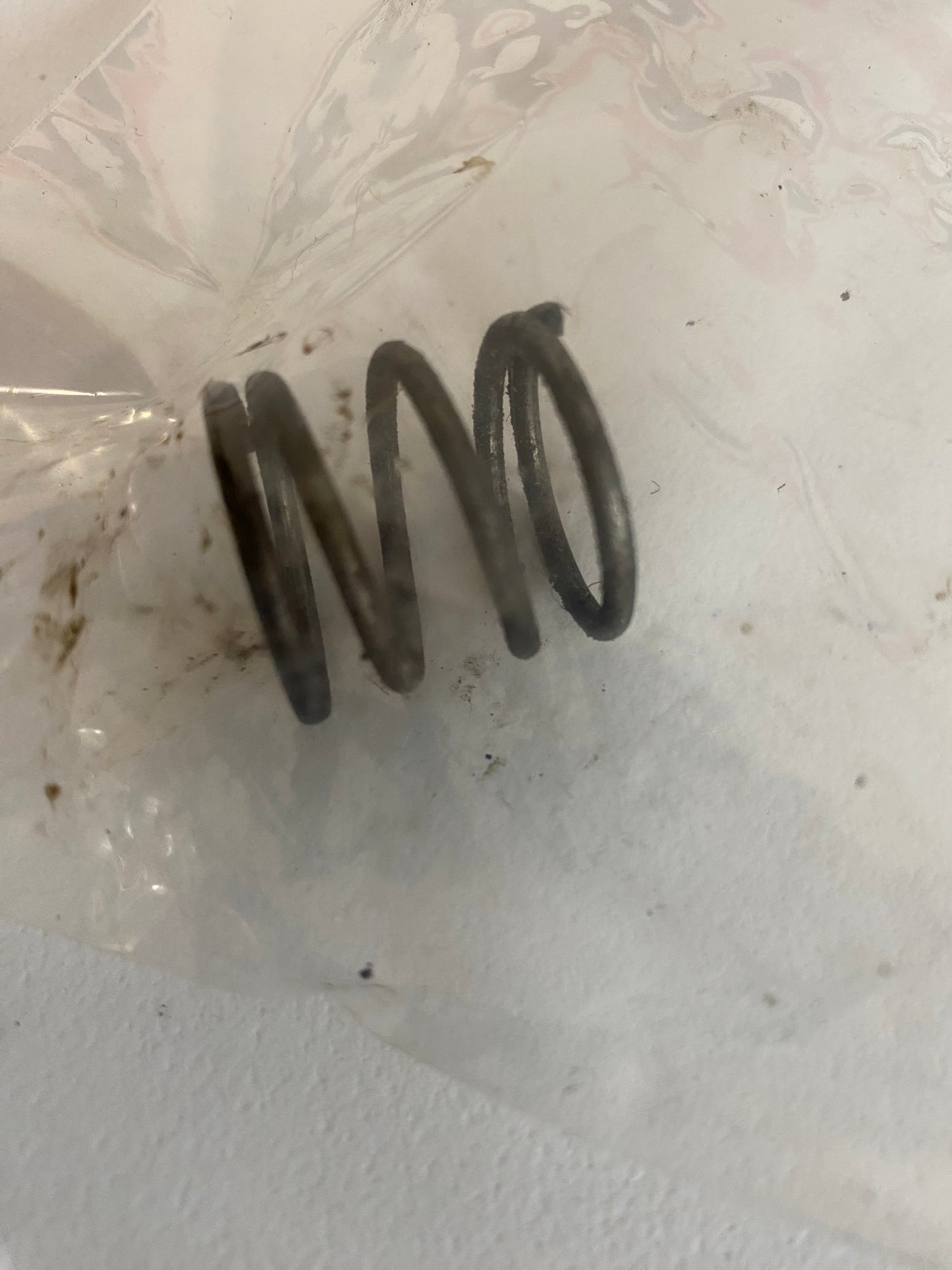 Harley Davidson pillar spring OEM REF: 17947-36