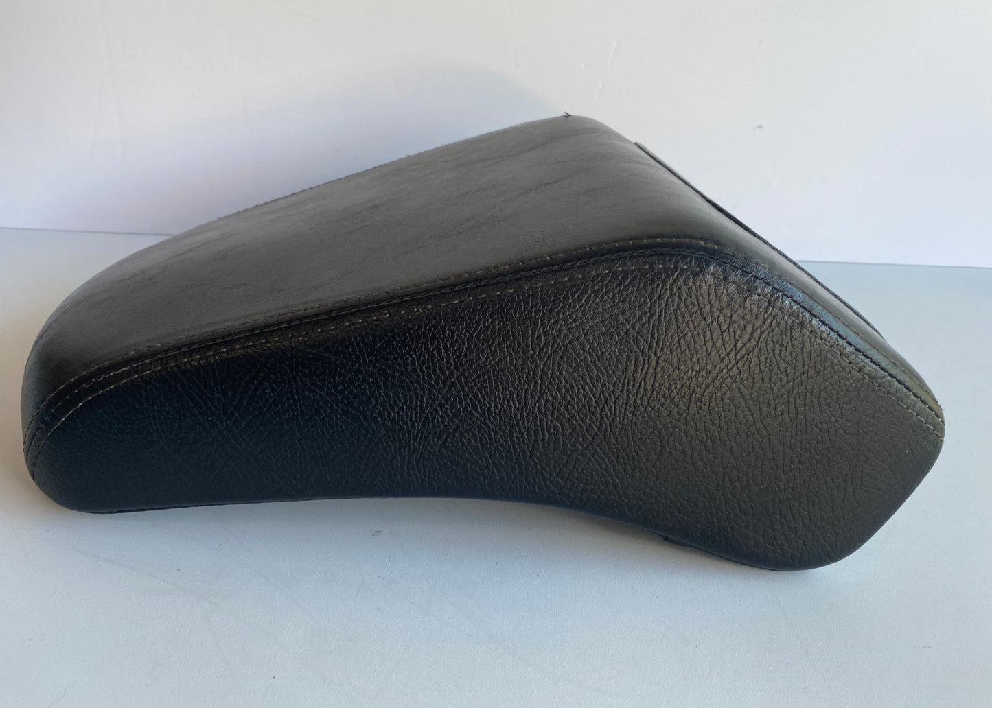 Siège passager Softail Fat Boy Harley Davidson REF OEM 50874-10