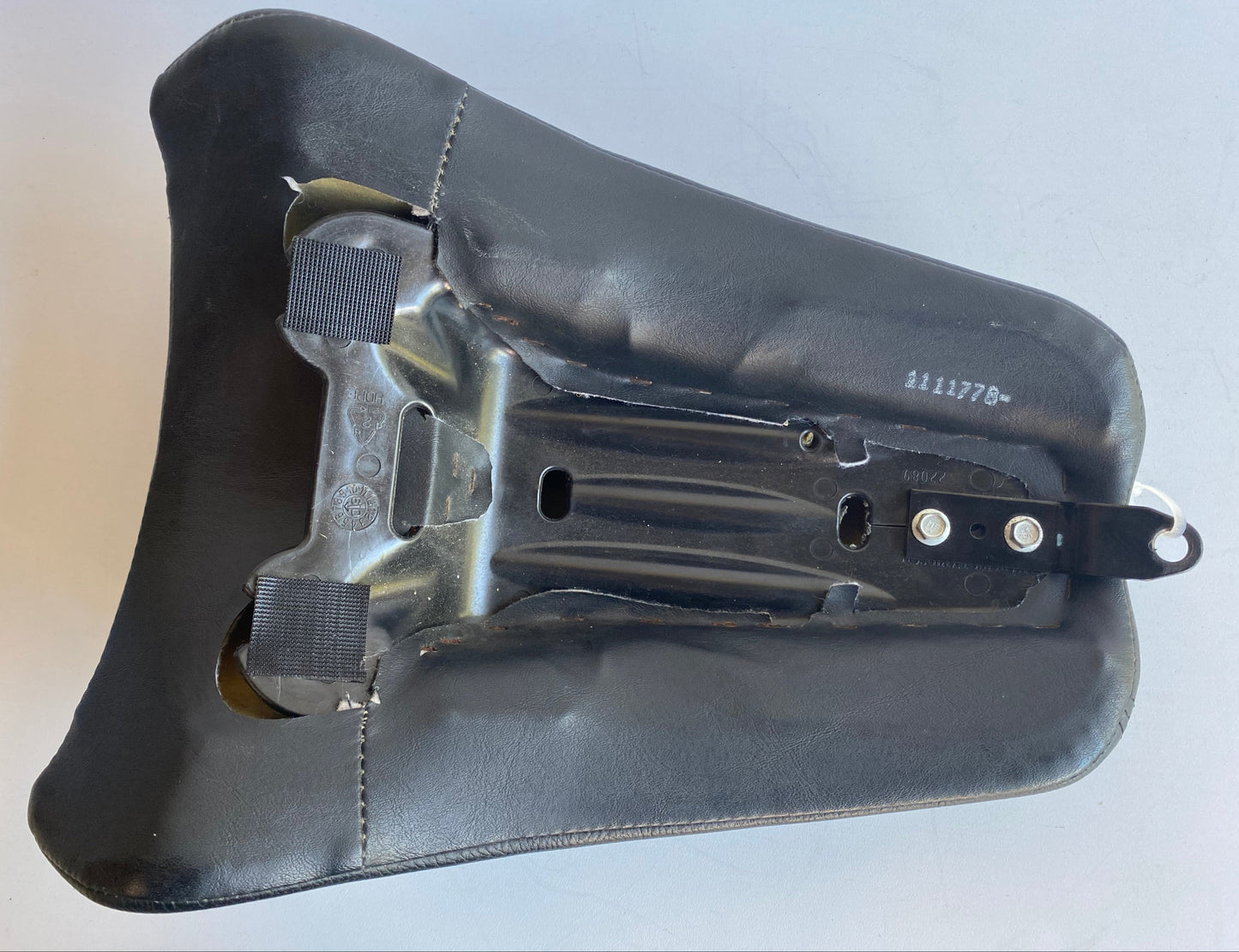 Siège passager Softail Fat Boy Harley Davidson REF OEM 50874-10