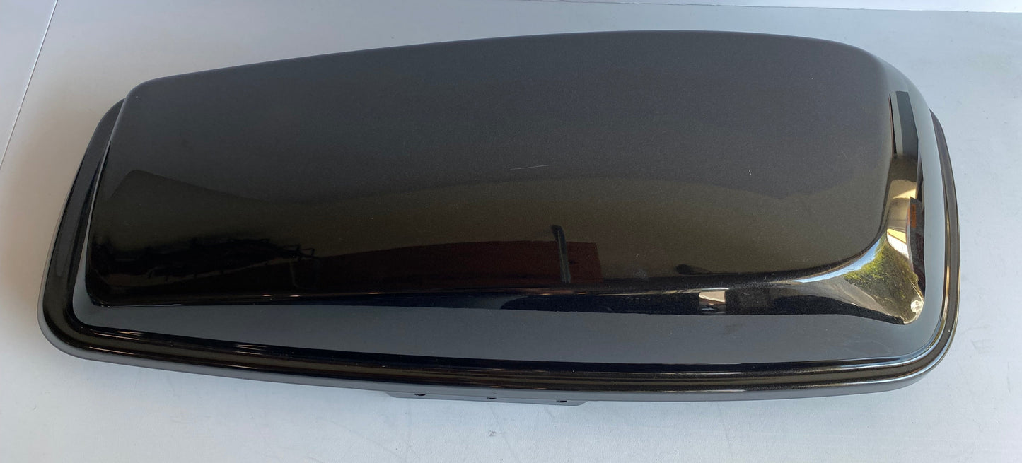Couvercle de sacoche gauche Black Quartz Touring Harley Davidson REF OEM 90201055DWE