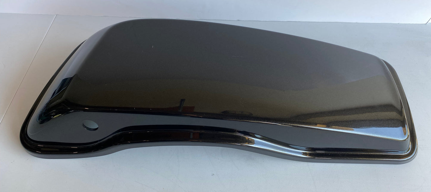 Couvercle de sacoche gauche Black Quartz Touring Harley Davidson REF OEM 90201055DWE