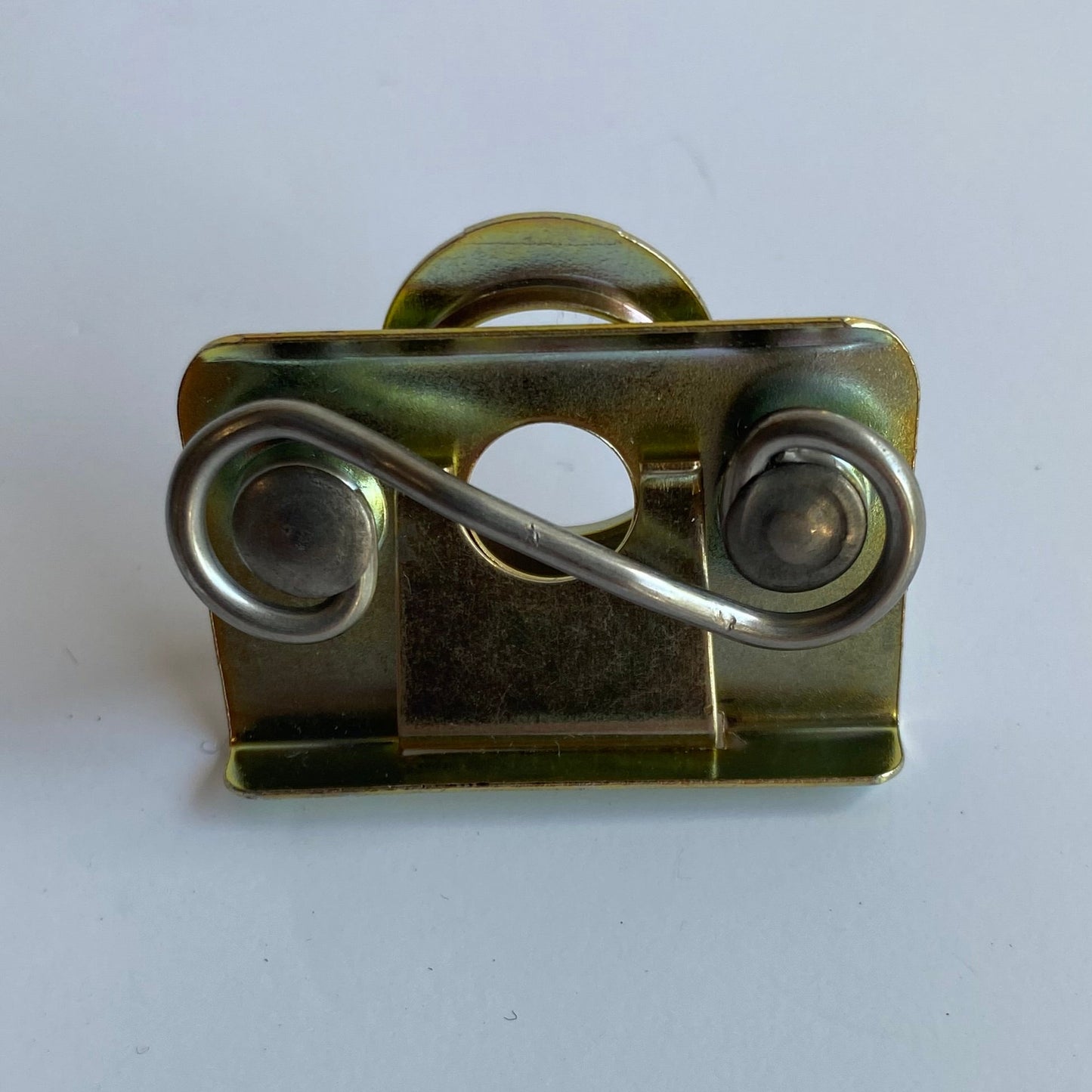 Clip de sacoches Touring Harley Davidson REF OEM 70909-95