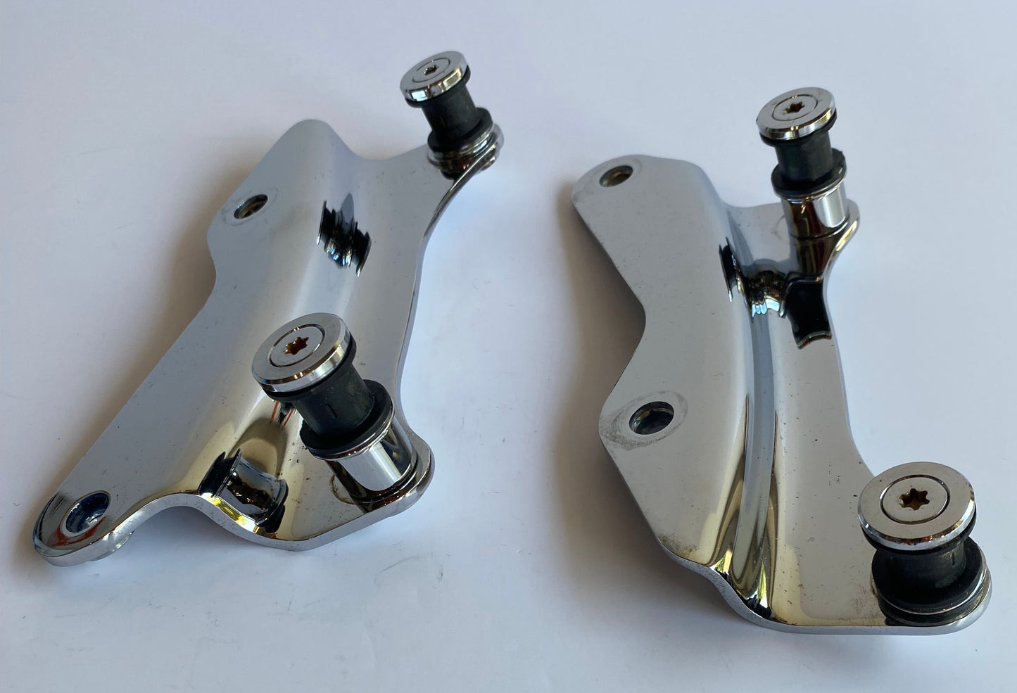 Kit 4 points sissy bar & porte paquet Touring Harley Davidson REF 52300353