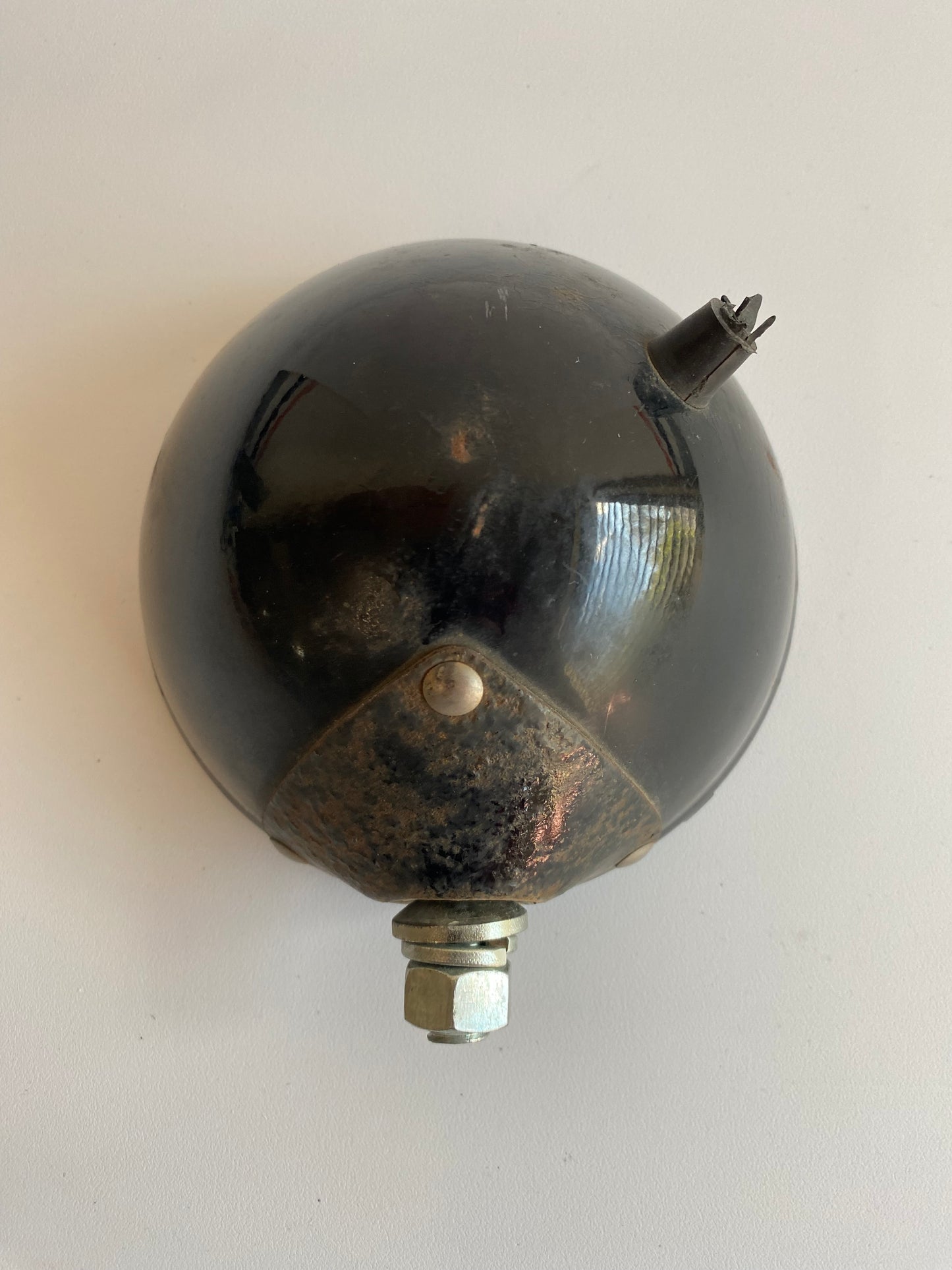 Harley Davidson Headlight Shell REF OEM: 68061-94B
