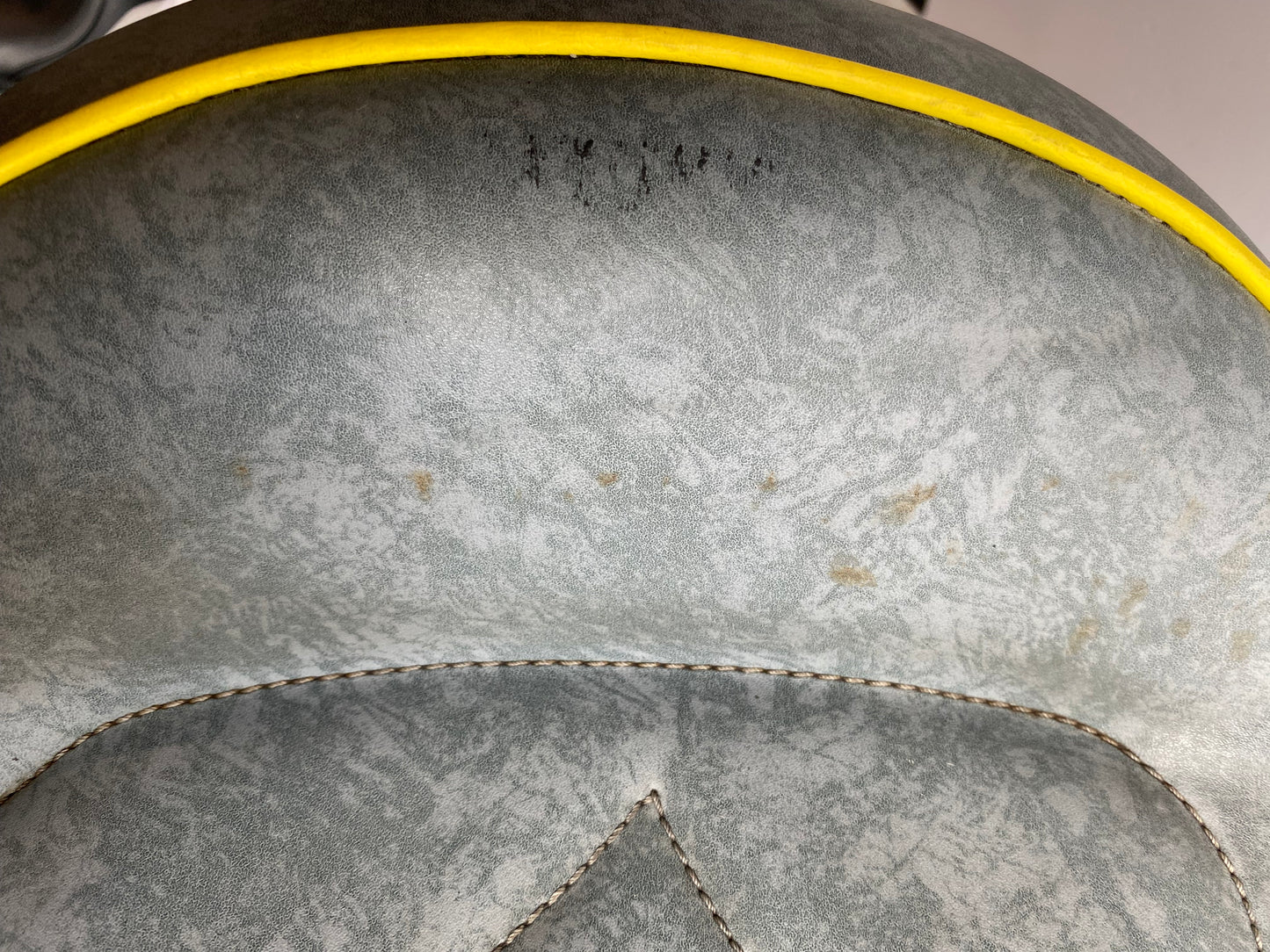 Harley Davidson two-tone Softail solo seat