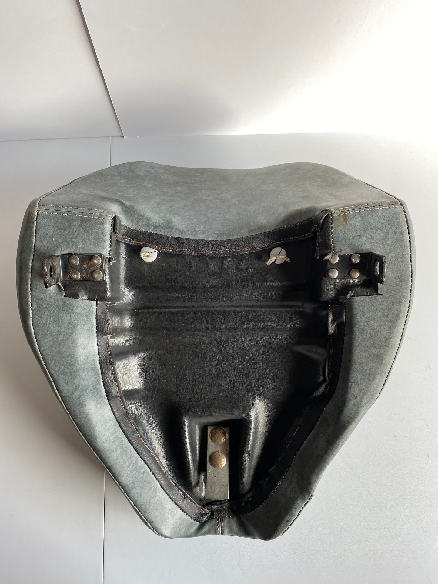 Harley Davidson two-tone Softail solo seat