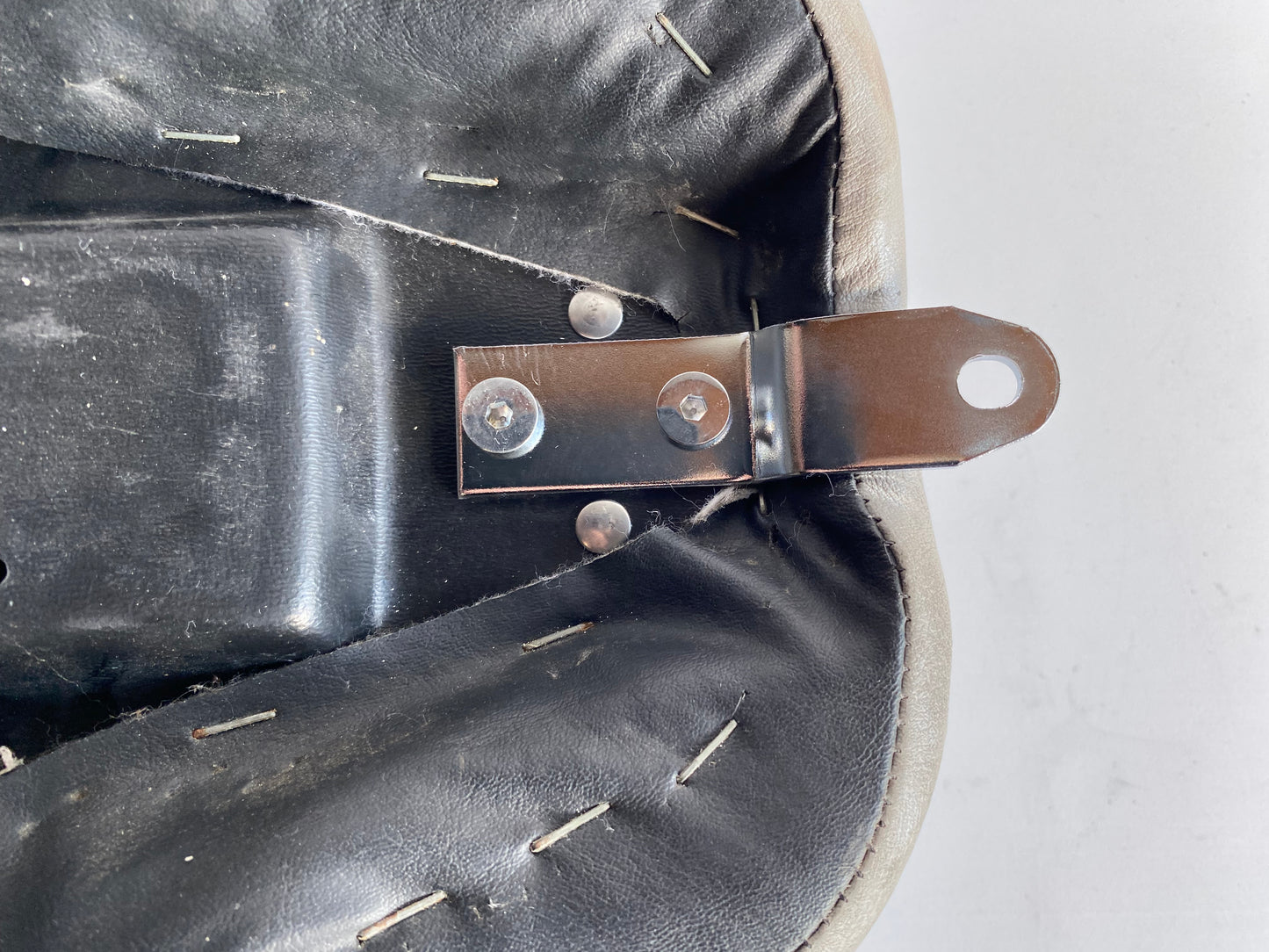 two-tone gray/black seat Road King 1997 - 2007 Harley Davidson