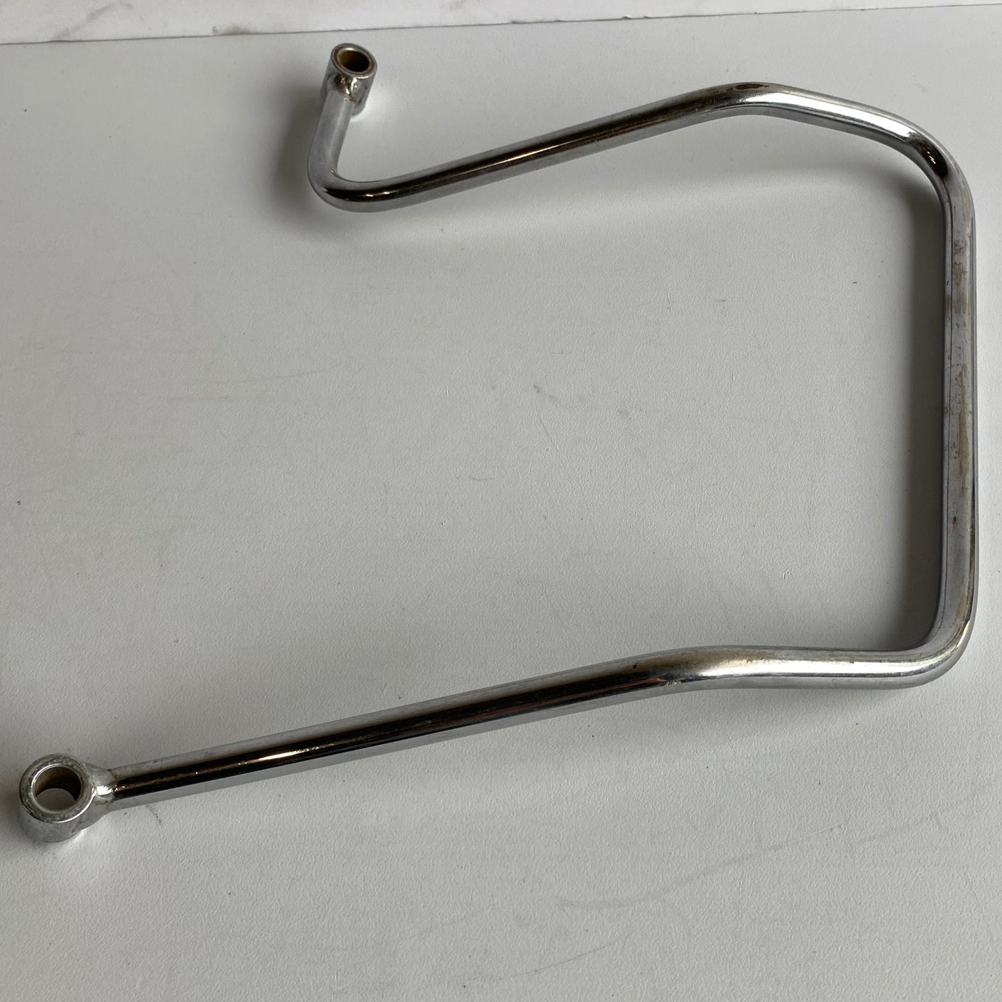 Jeu écarteurs de sacoches Dyna Harley Davidson REF Idem 90589-91D