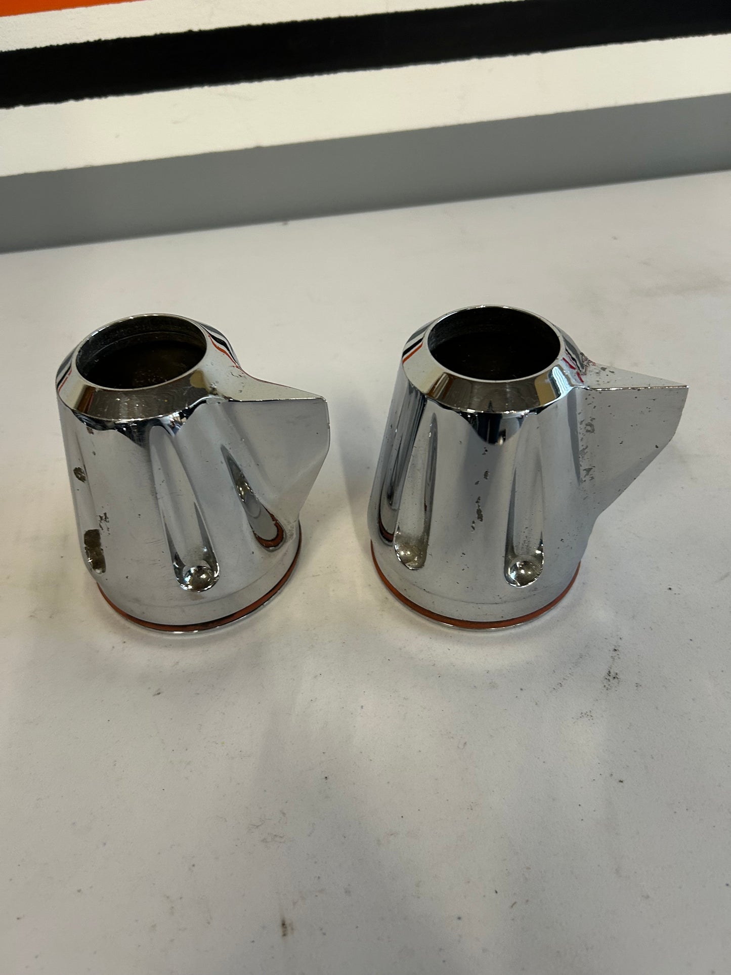 Harley Davidson fin exhaust tips, socket diameter: 85mm