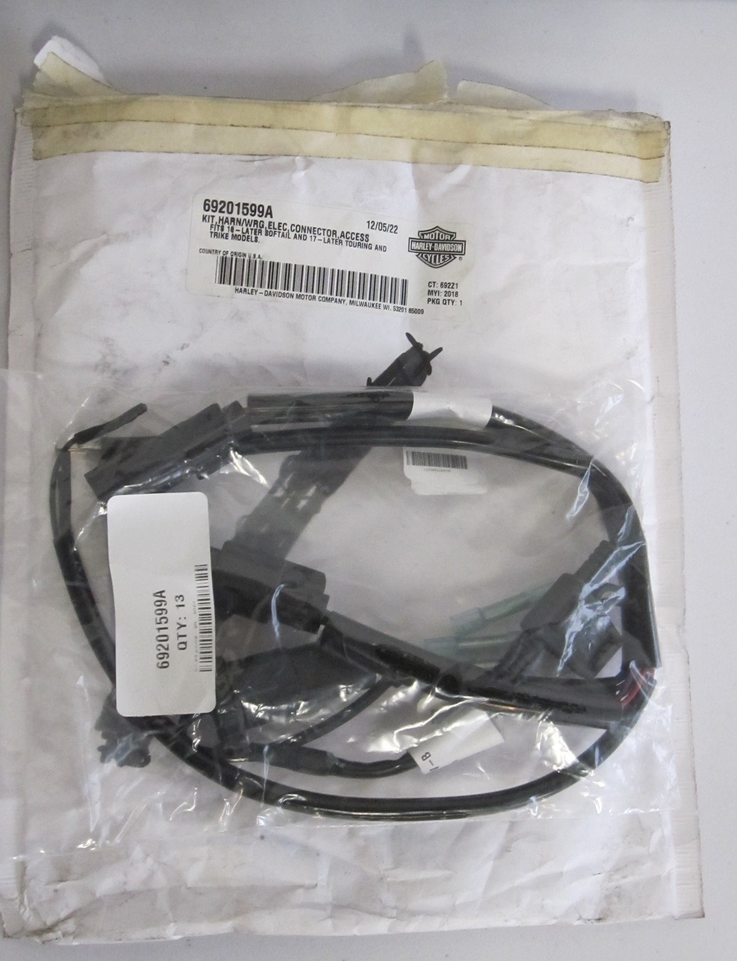 Harley Davidson accessory harness REF OEM: 69201599A