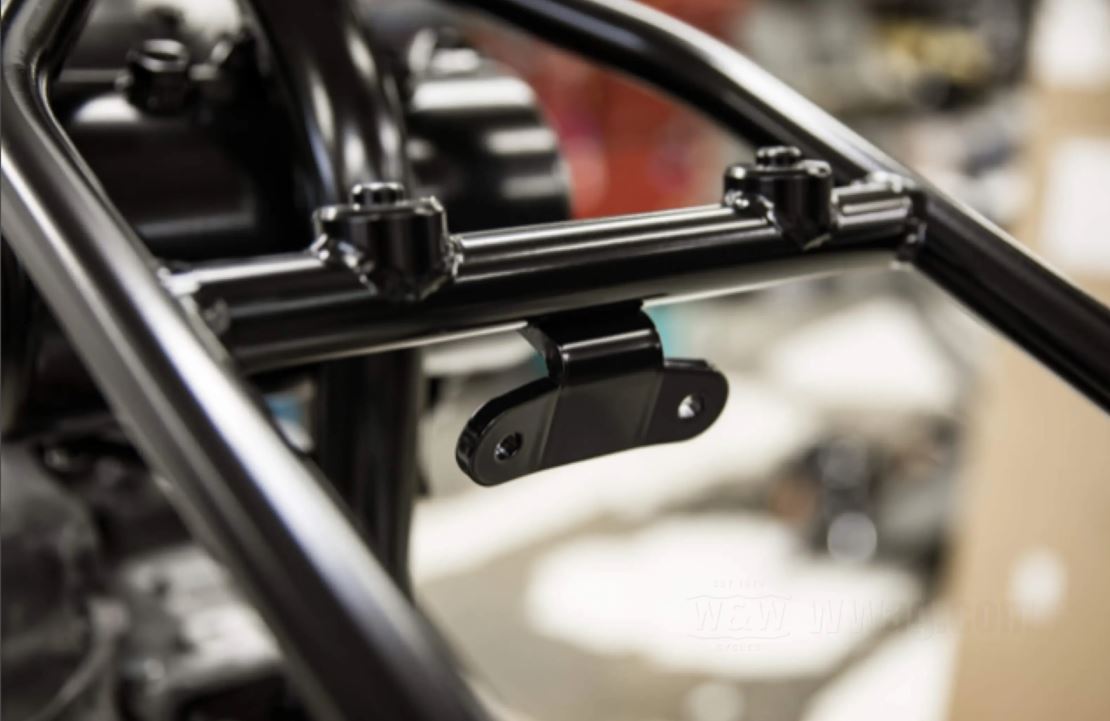 Support à souder de garde boue arrière pour cadre rigide Harley Davidson REF WW 31-028