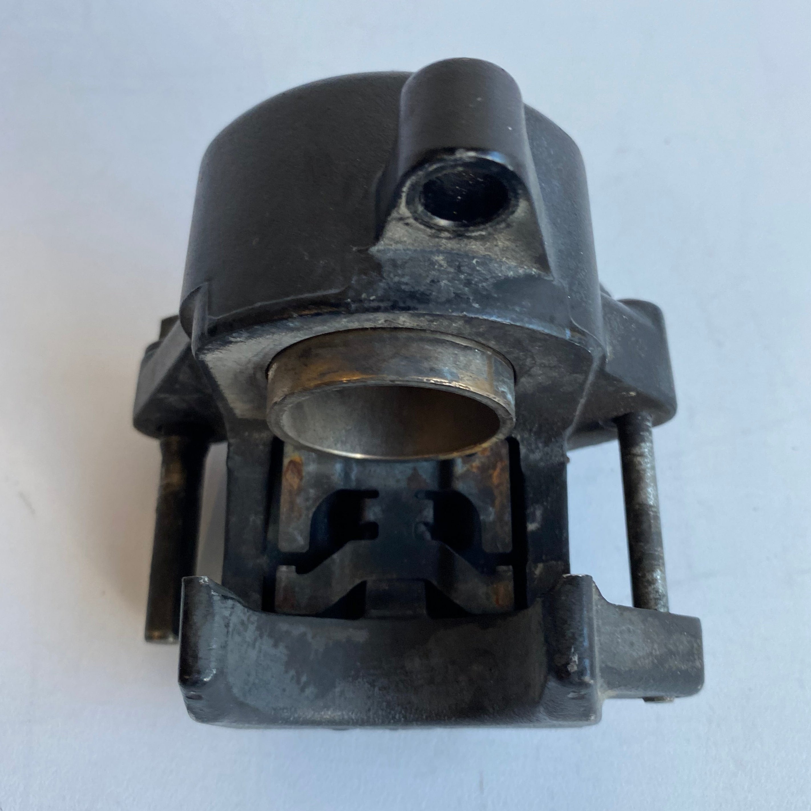 Etrier de frein arrière noir Sportster Harley Davidson REF OEM 42881-08