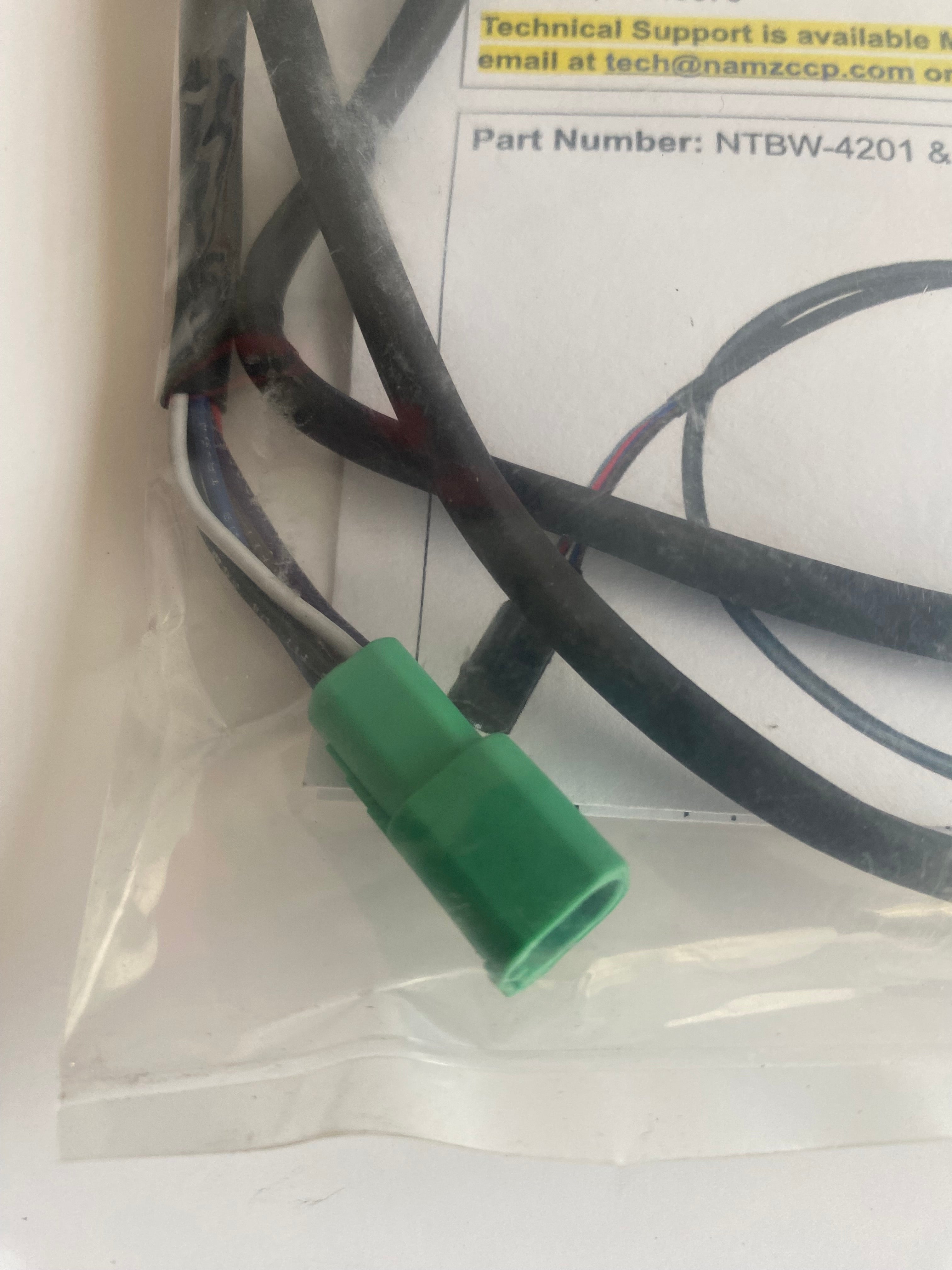 Rallonge faisceau électrique E-Throttle 18 pouces Touring Harley Davidson REF NTBW-4201