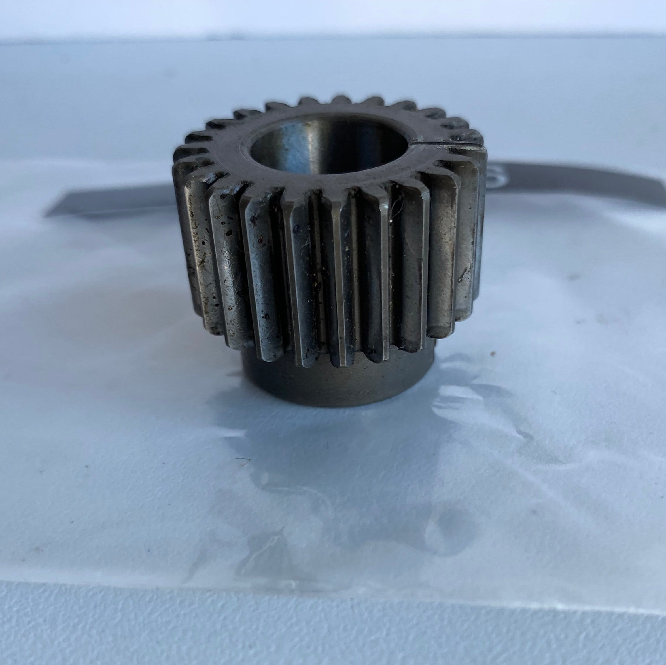 Right crankshaft output sprocket Sportster Harley Davidson REF OEM 24058-86