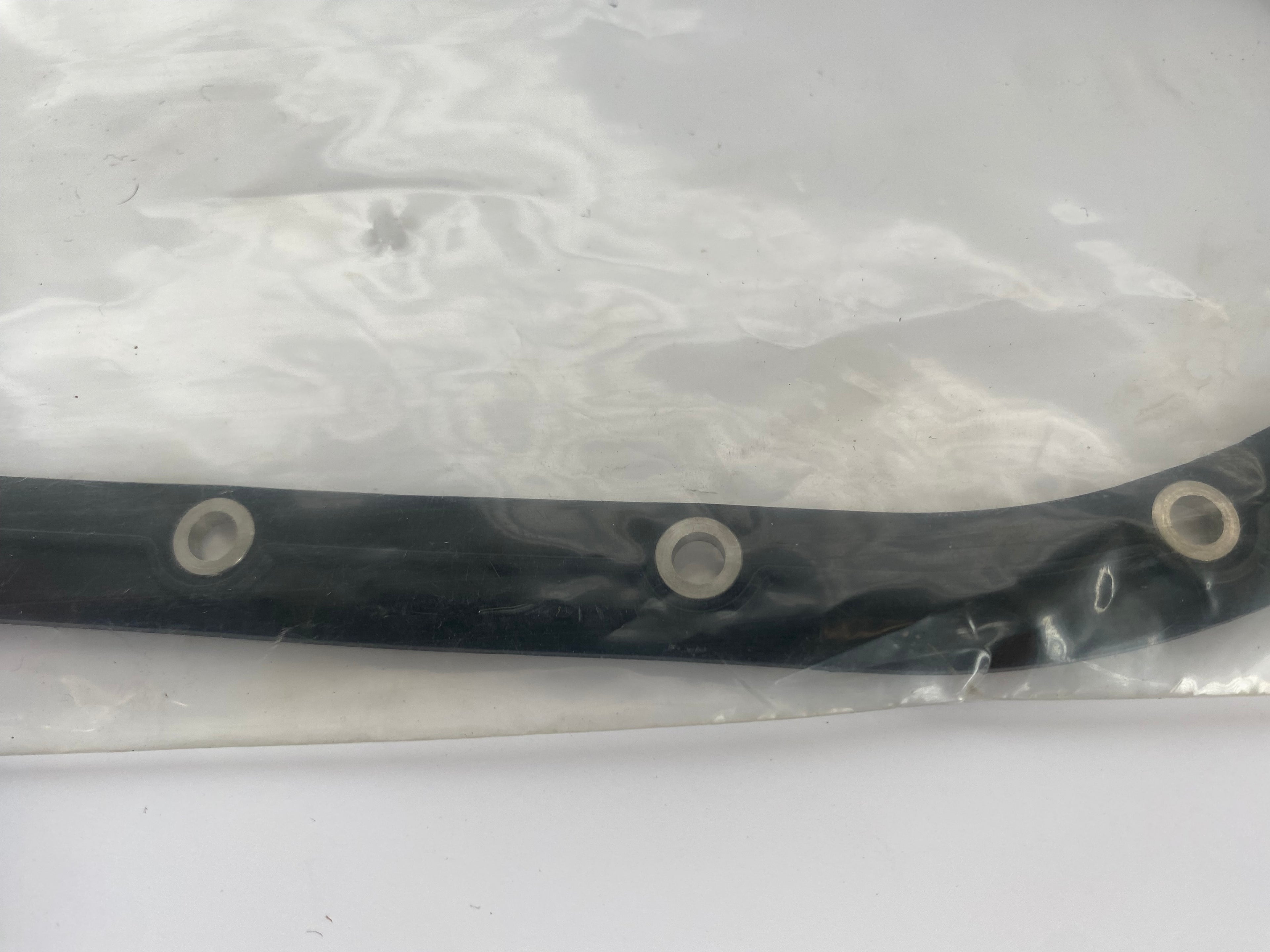 Joint de trappe de réservoir carburant Dyna Harley Davidson REF OEM 75248-04