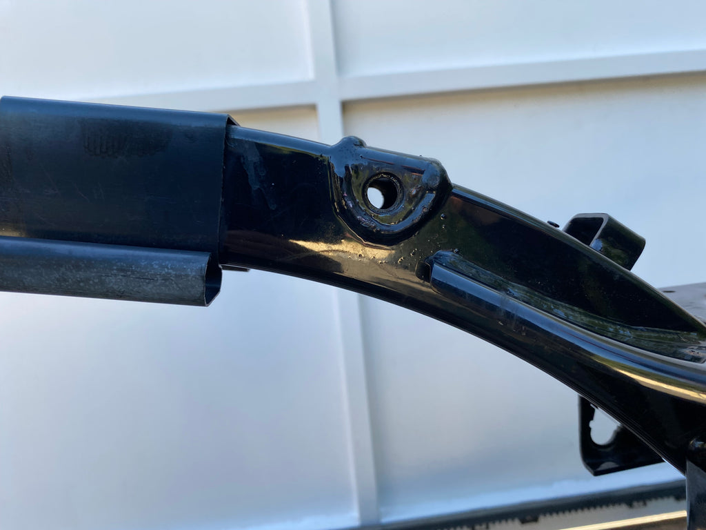 Cadre Dyna Low Rider 2001 Harley Davidson REF OEM 47427-99A