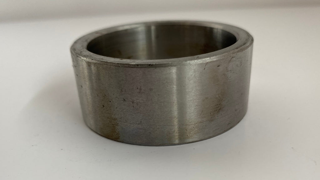 Entretoise pignon sortie de boite à vitesses Harley Davidson REF OEM 33334-85