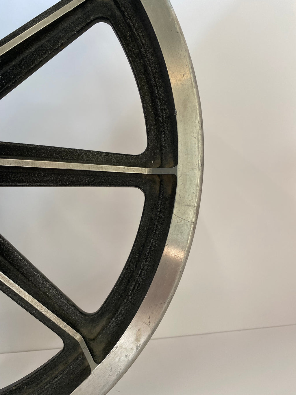 Roue avant 9 bâtons 2.15 x 19" Sportster XLCR AMF Harley Davidson REF OEM 43499-78