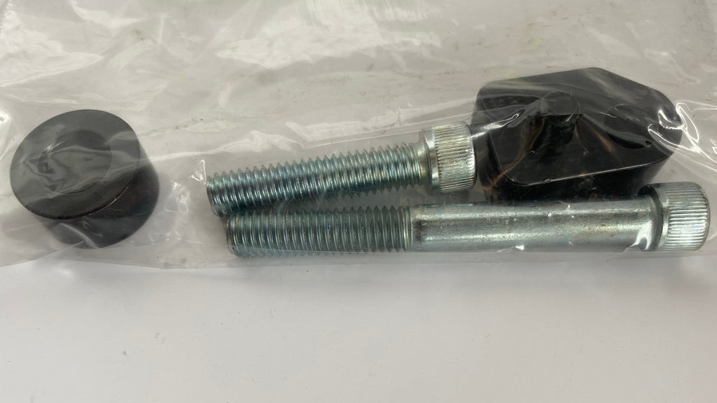 Kit déport marche pied pilote droit Touring Harley Davidson REF V&H 16937