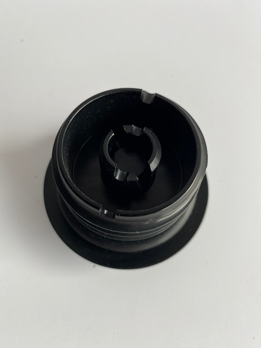 Bouchon de réservoir POP-UP gauche, pas gauche noir Wrinkle Harley Davidson 96-99